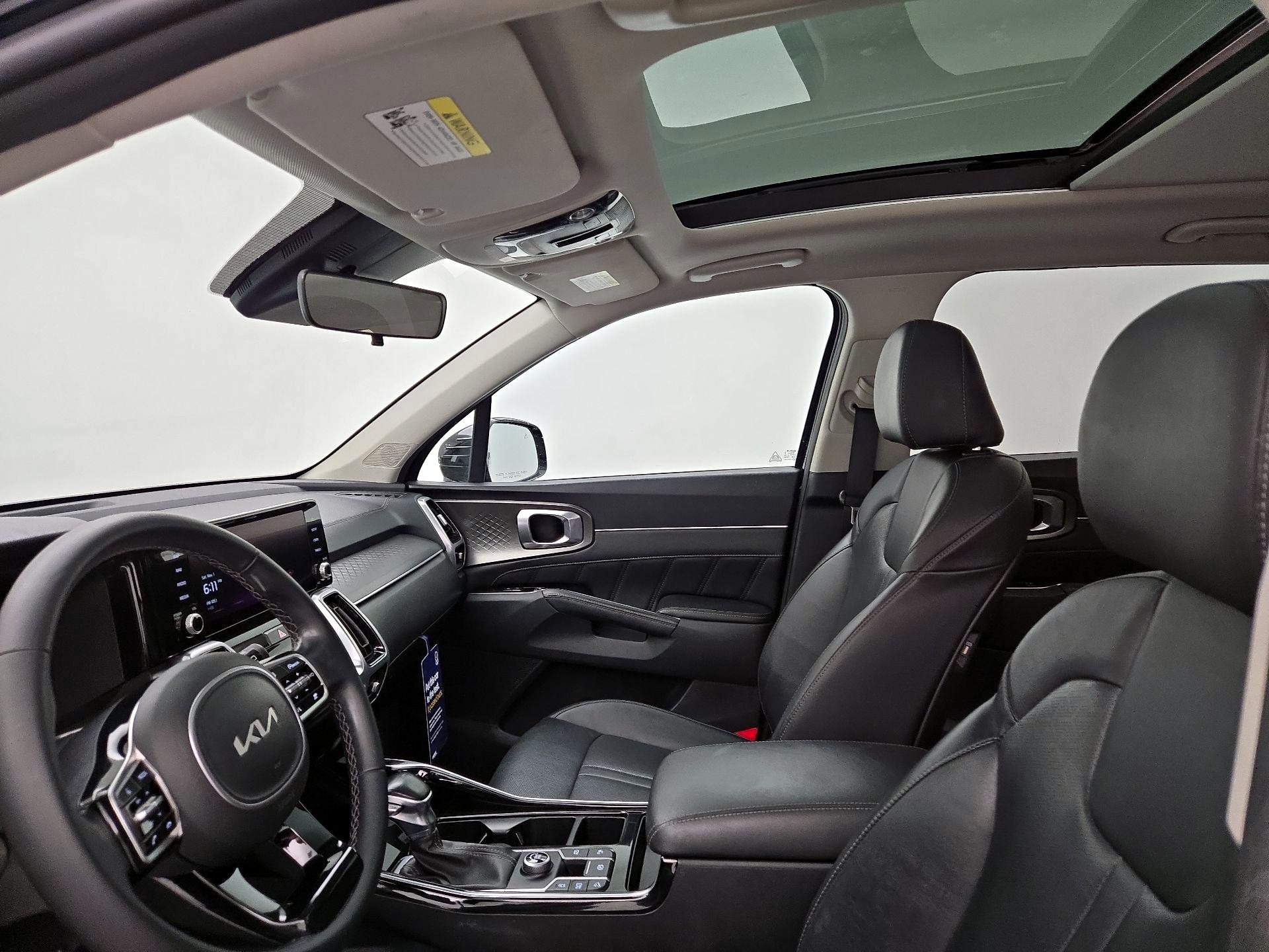 Thumbnail: 2022 Kia Sorento - 20