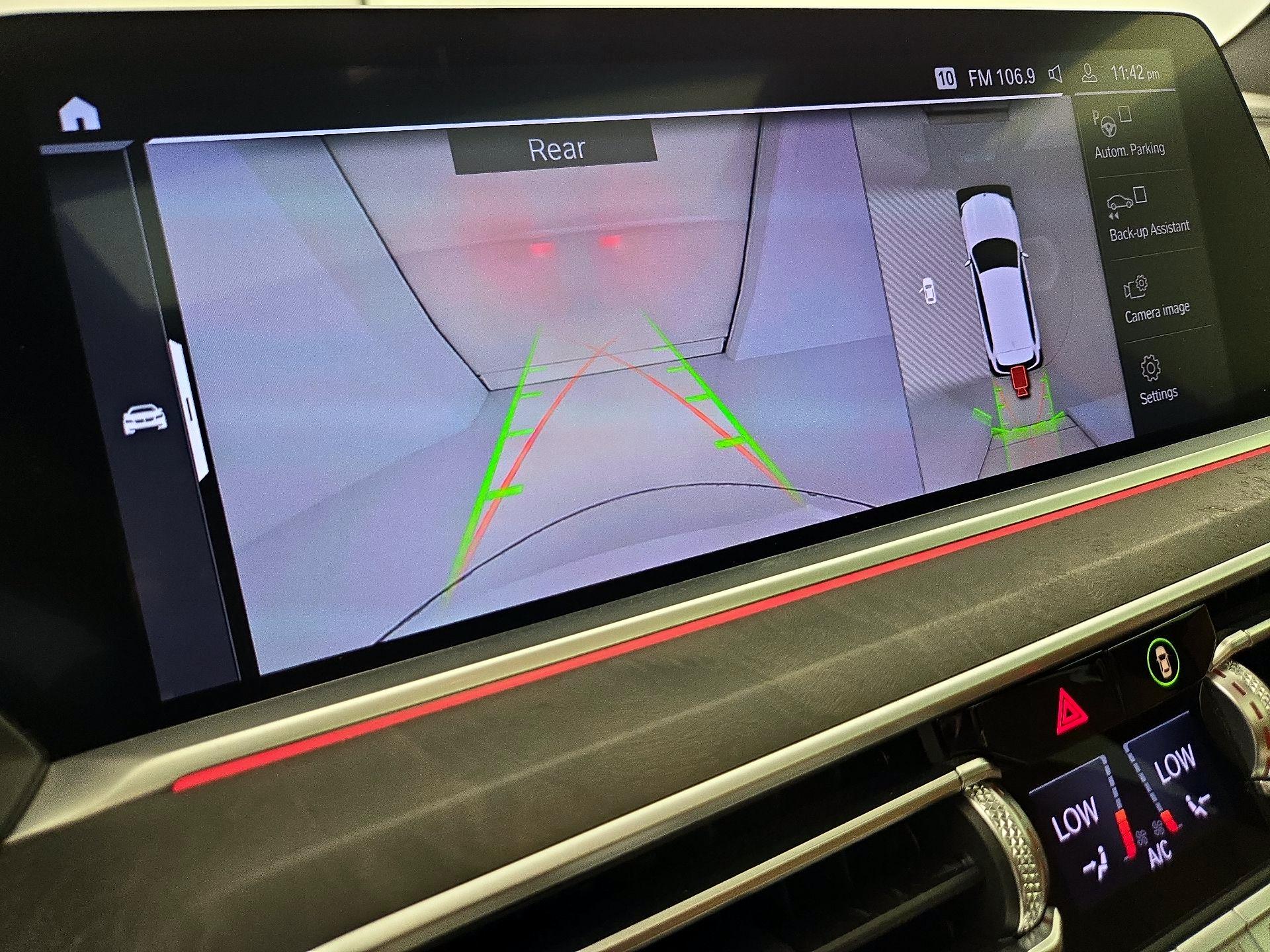 Thumbnail: 2021 BMW X5 - 15