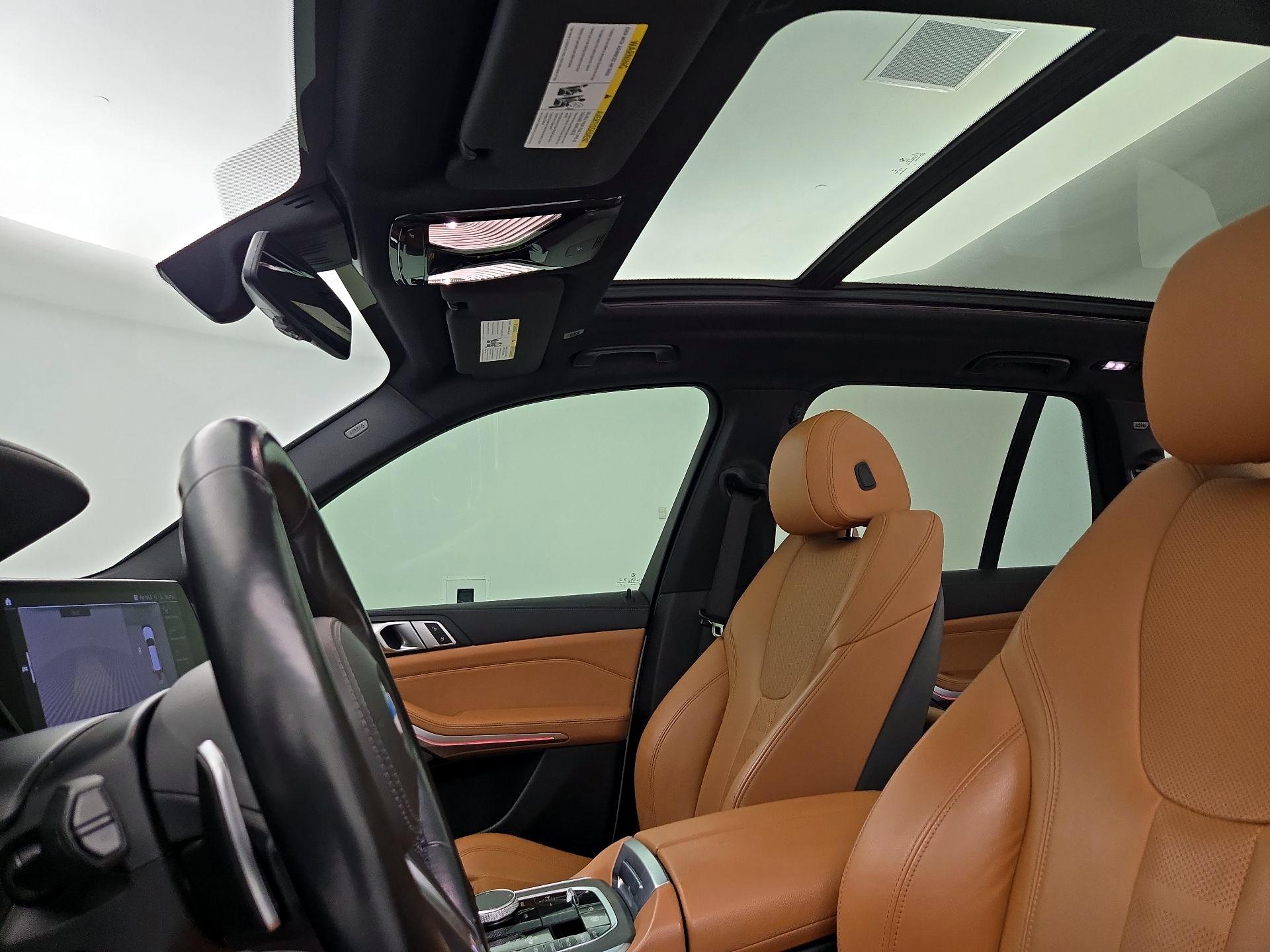 Thumbnail: 2021 BMW X5 - 20