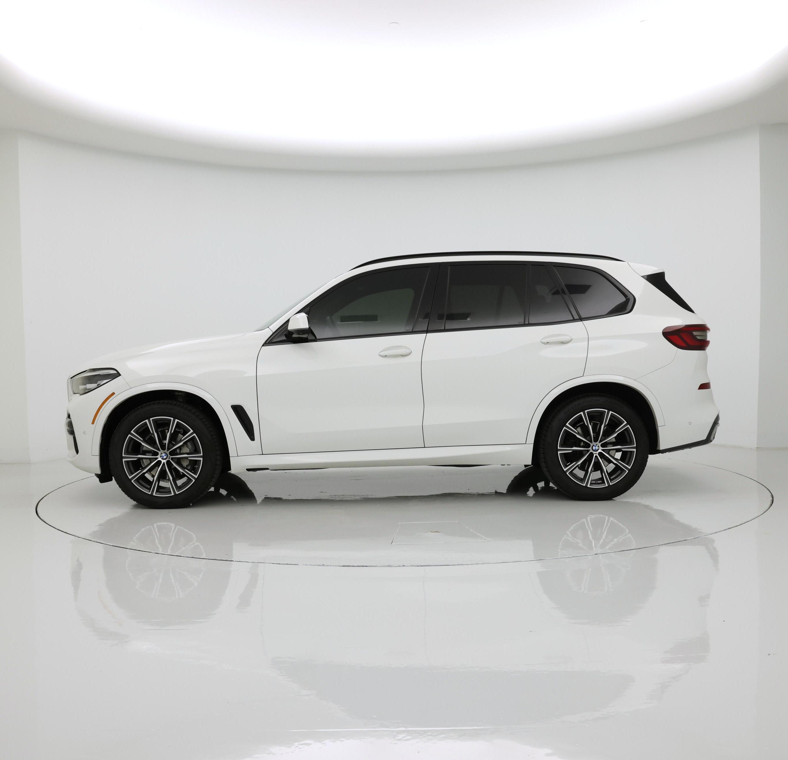 Thumbnail: 2021 BMW X5 - 3