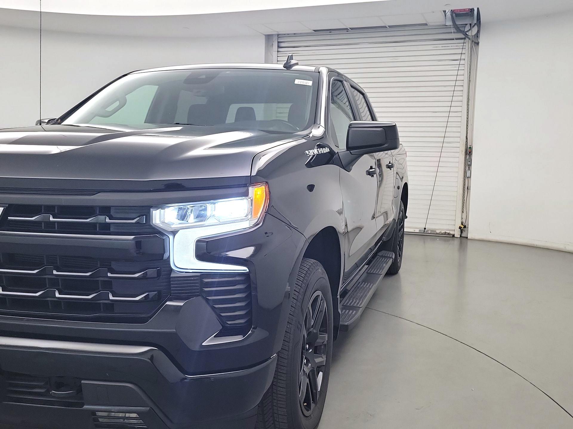 Thumbnail: 2022 Chevrolet Silverado 1500 - 3