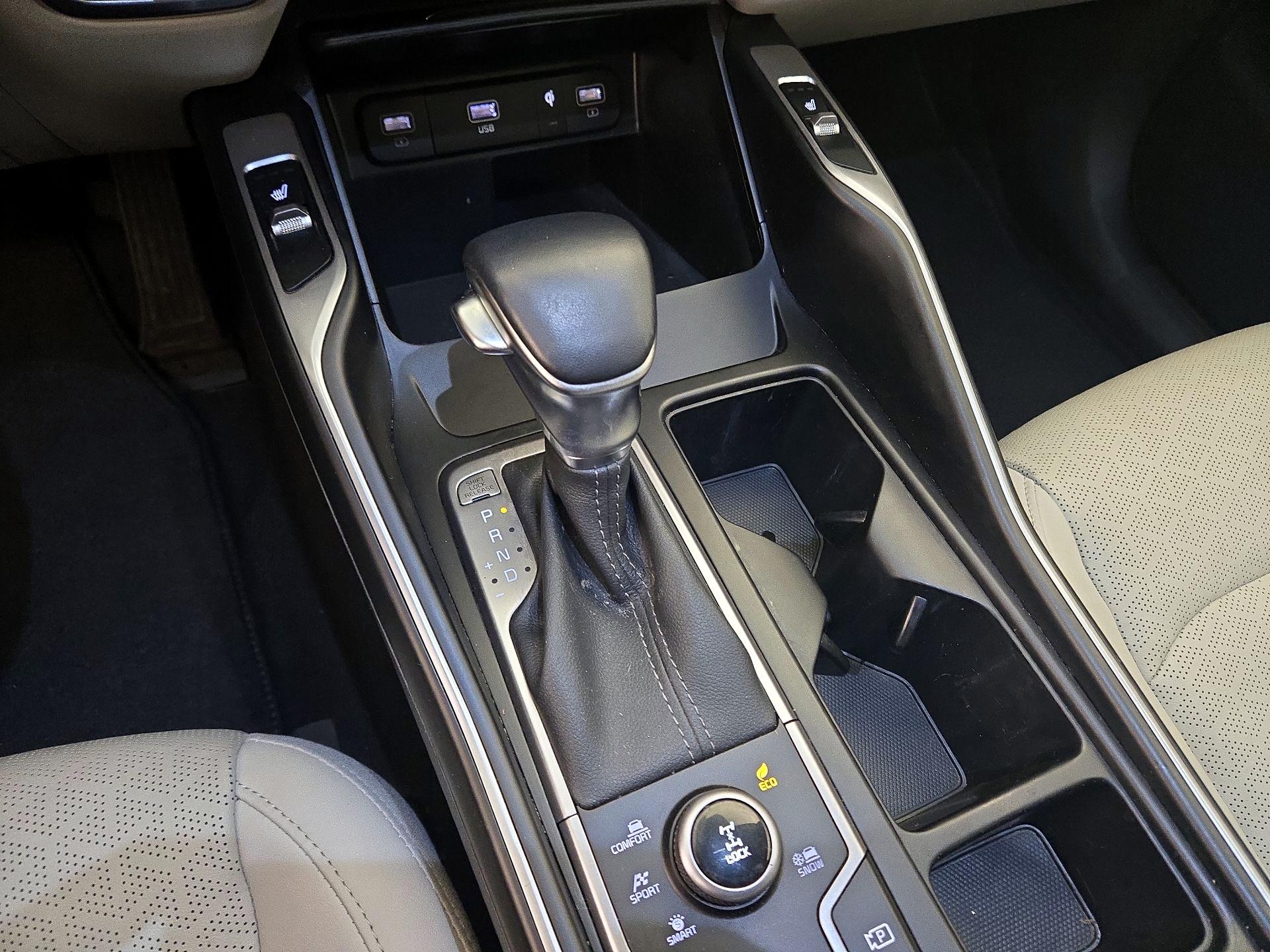 Thumbnail: 2023 Kia Sorento - 18