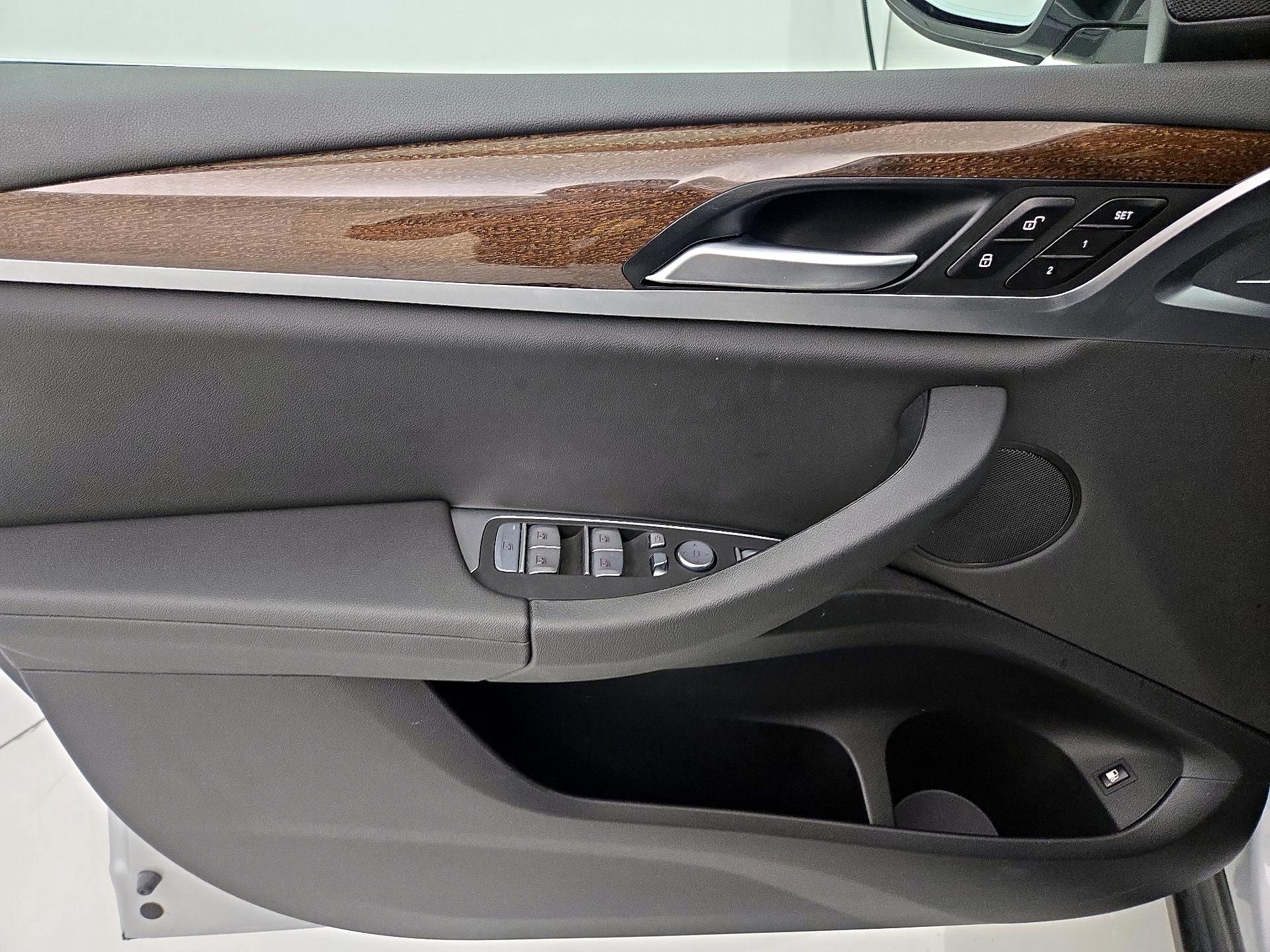 Thumbnail: 2021 BMW X3 - 12