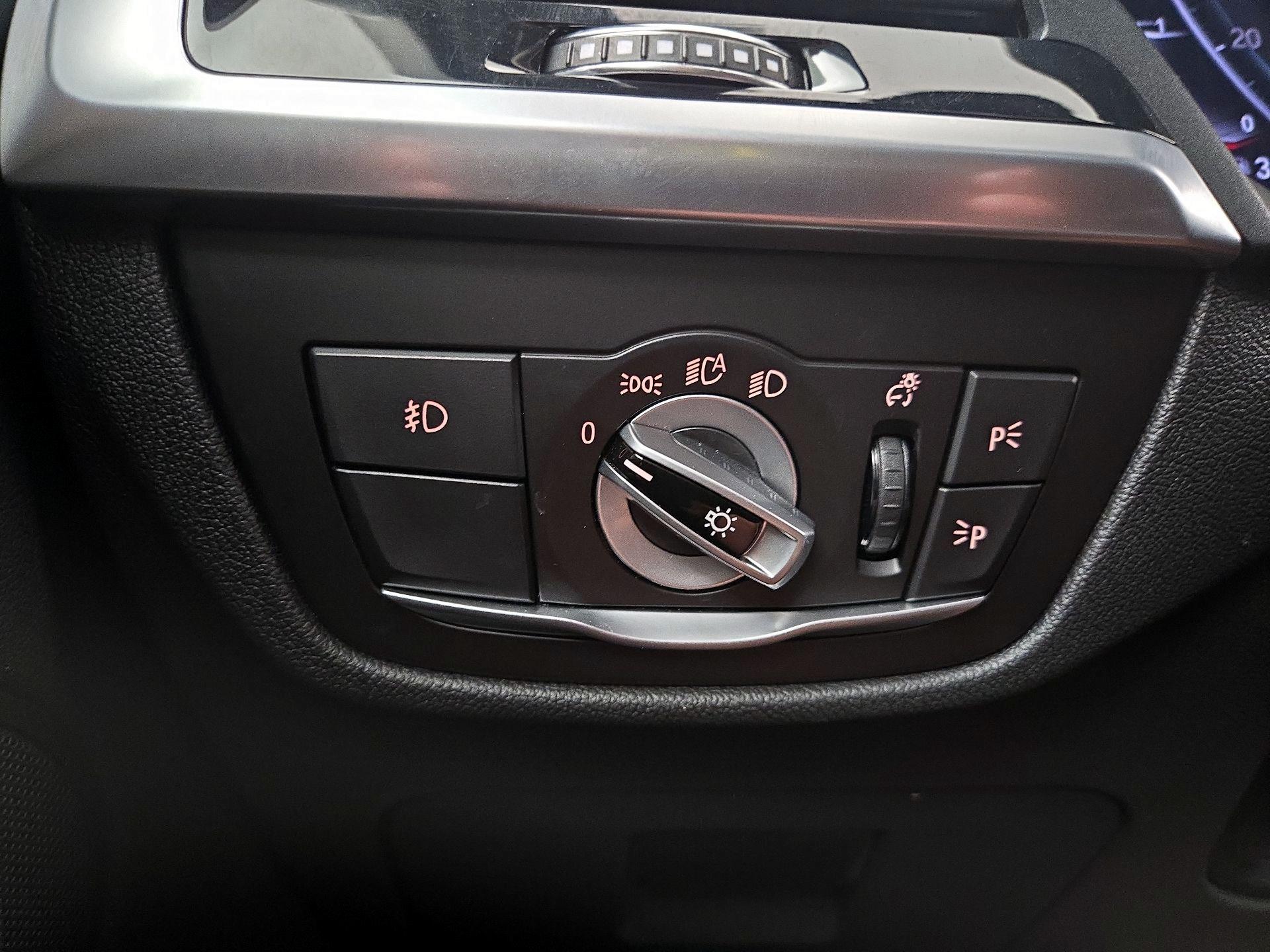 Thumbnail: 2021 BMW X3 - 13