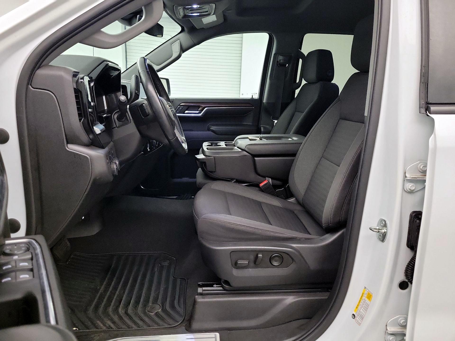 Thumbnail: 2023 Chevrolet Silverado 1500 - 9