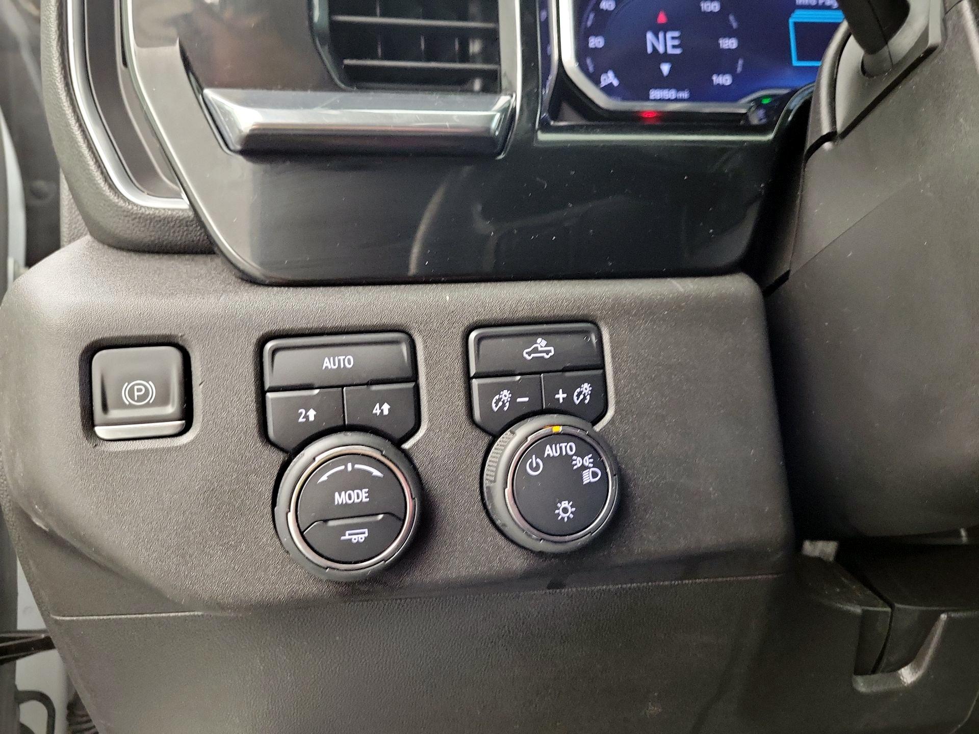 Thumbnail: 2023 Chevrolet Silverado 1500 - 11