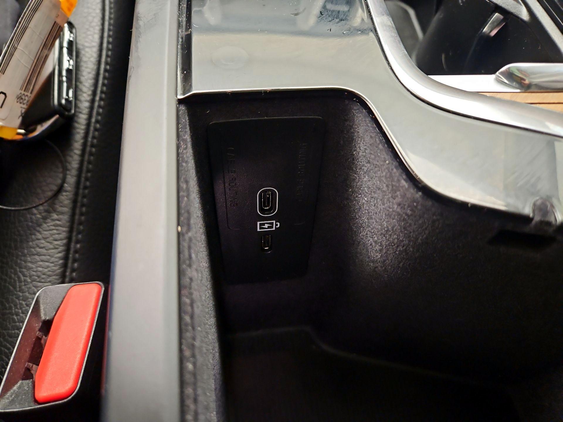 Thumbnail: 2023 Volvo XC90 - 19