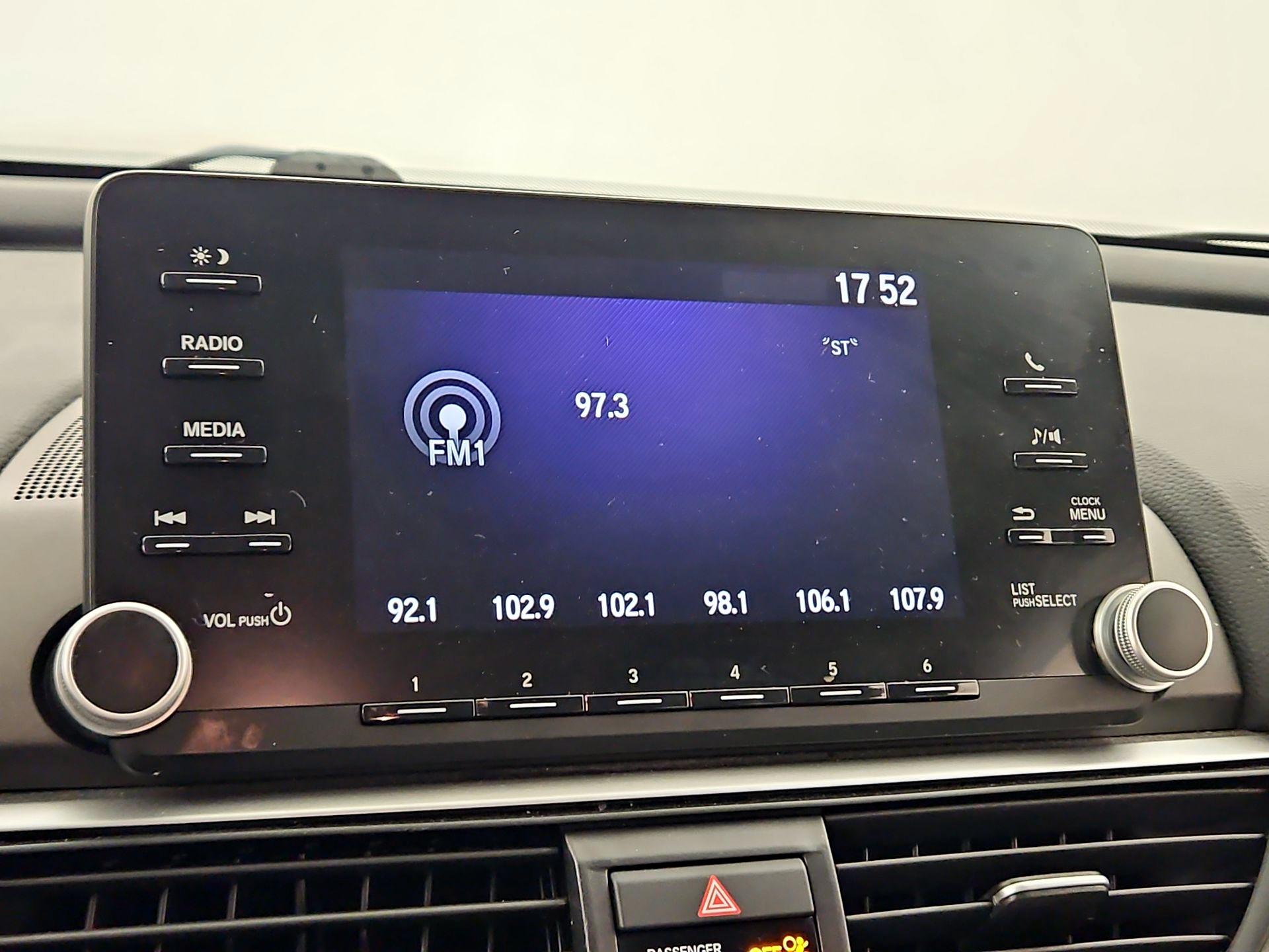 Thumbnail: 2019 Honda Accord - 15