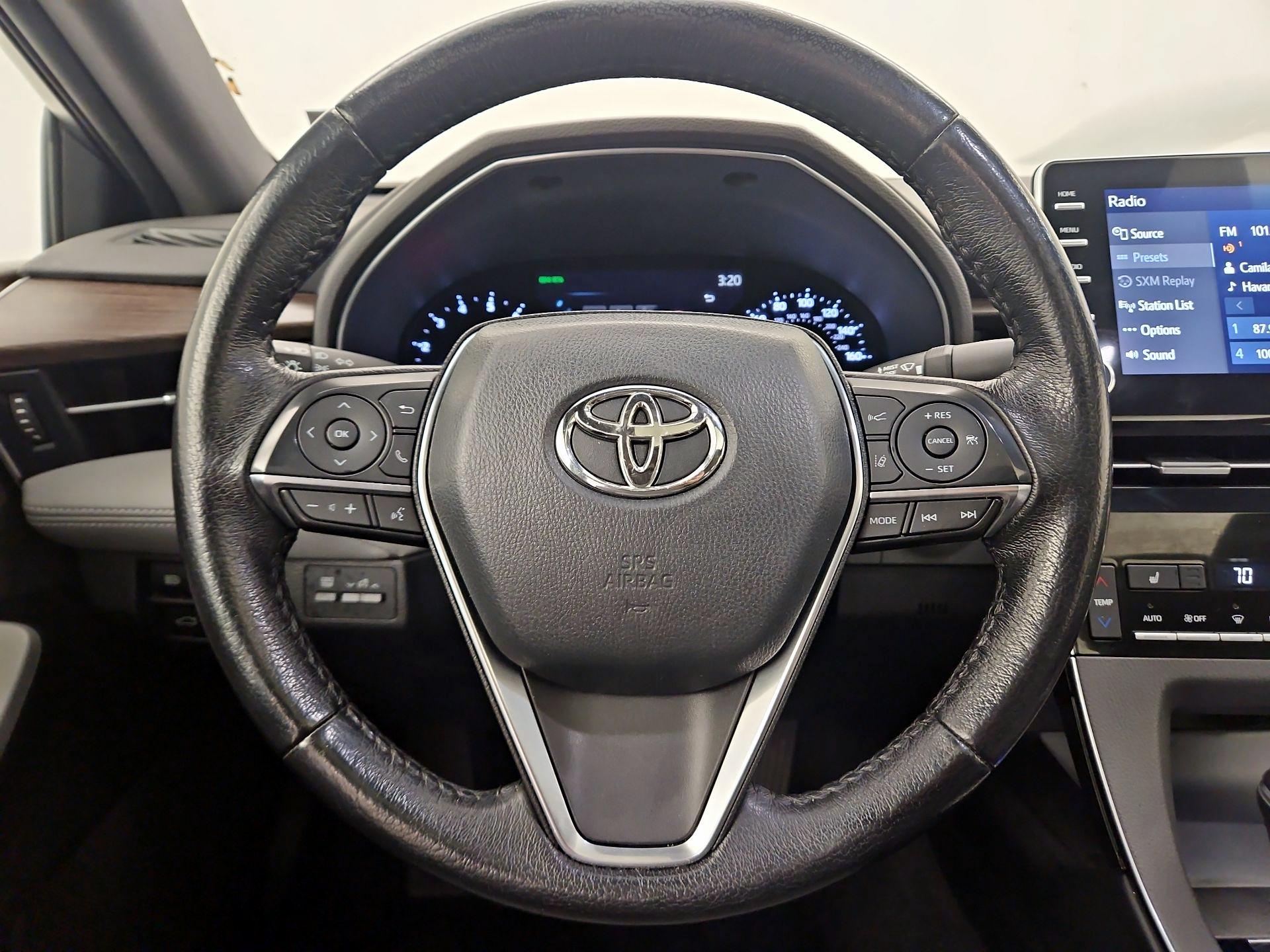 Thumbnail: 2020 Toyota Avalon - 10