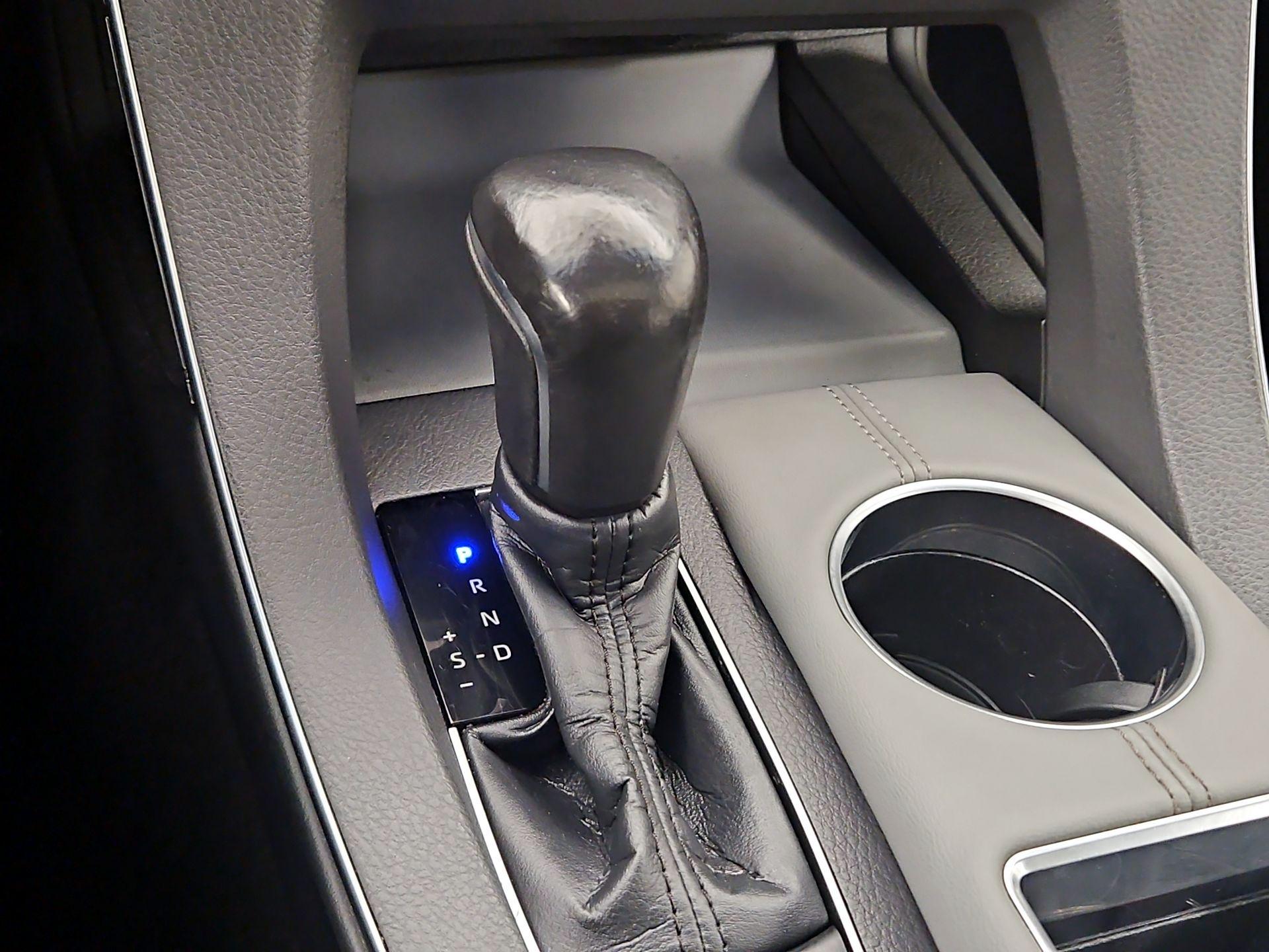 Thumbnail: 2020 Toyota Avalon - 17