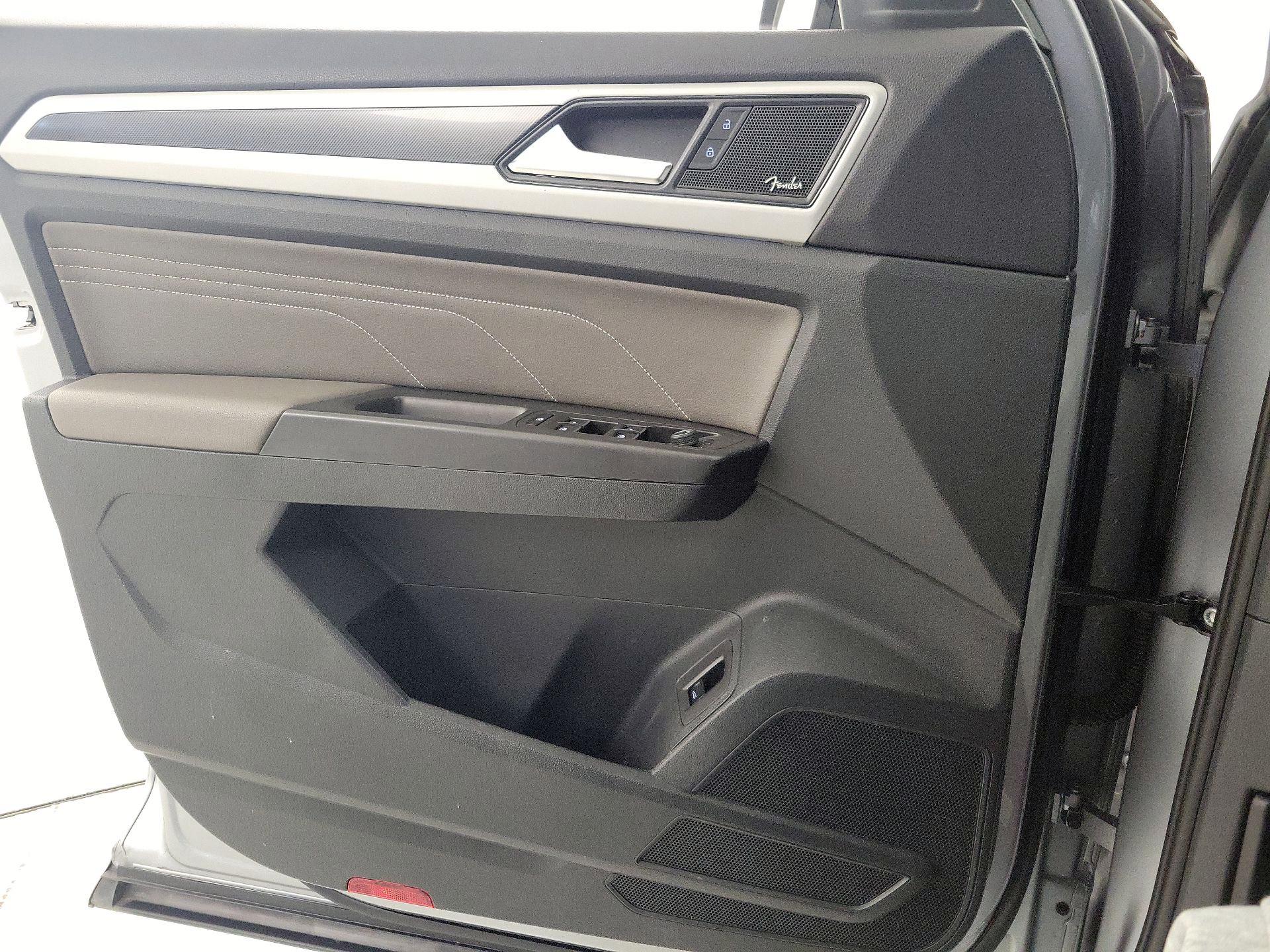 Thumbnail: 2023 Volkswagen Atlas - 12