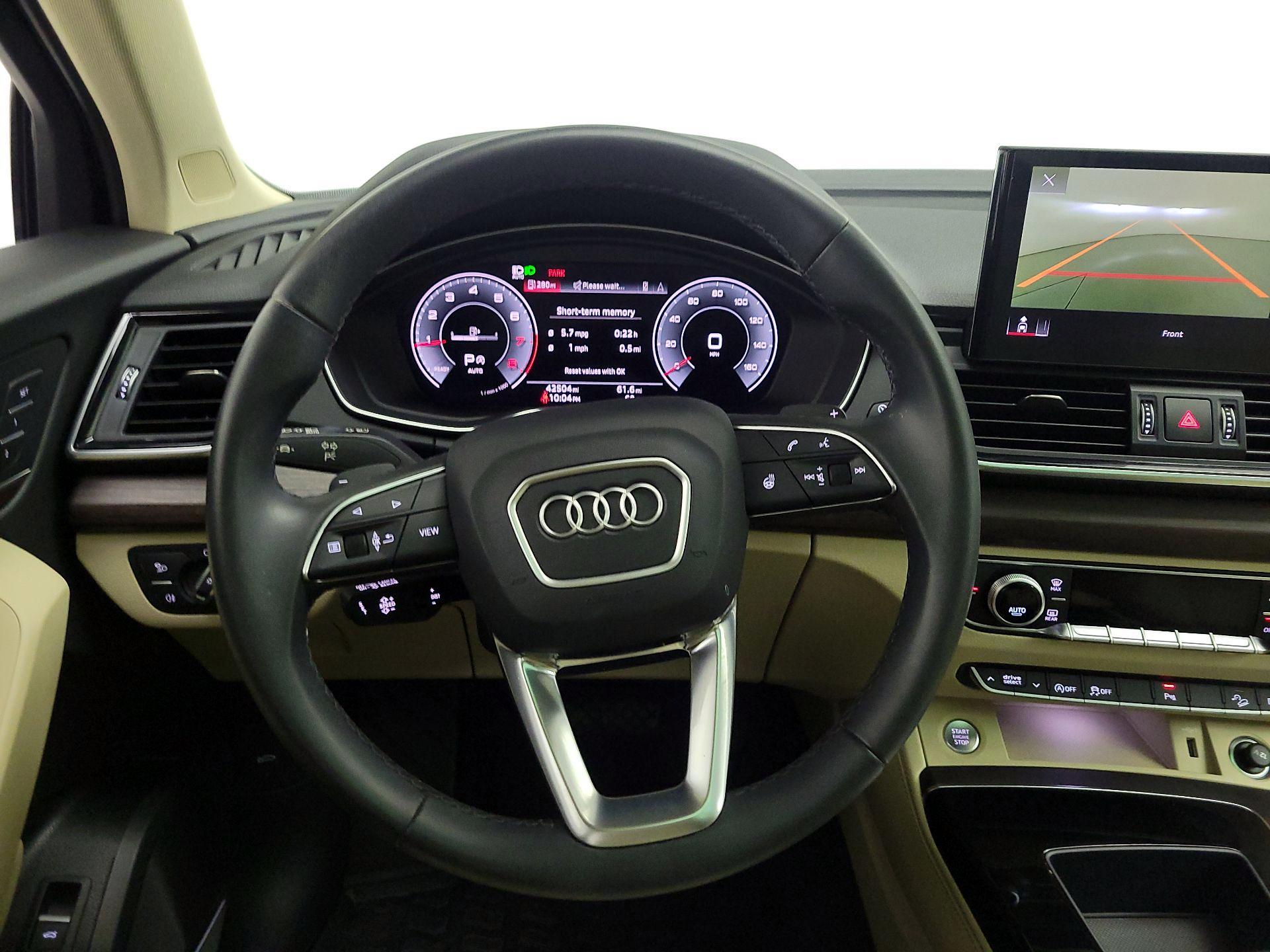 Thumbnail: 2022 Audi Q5 - 10
