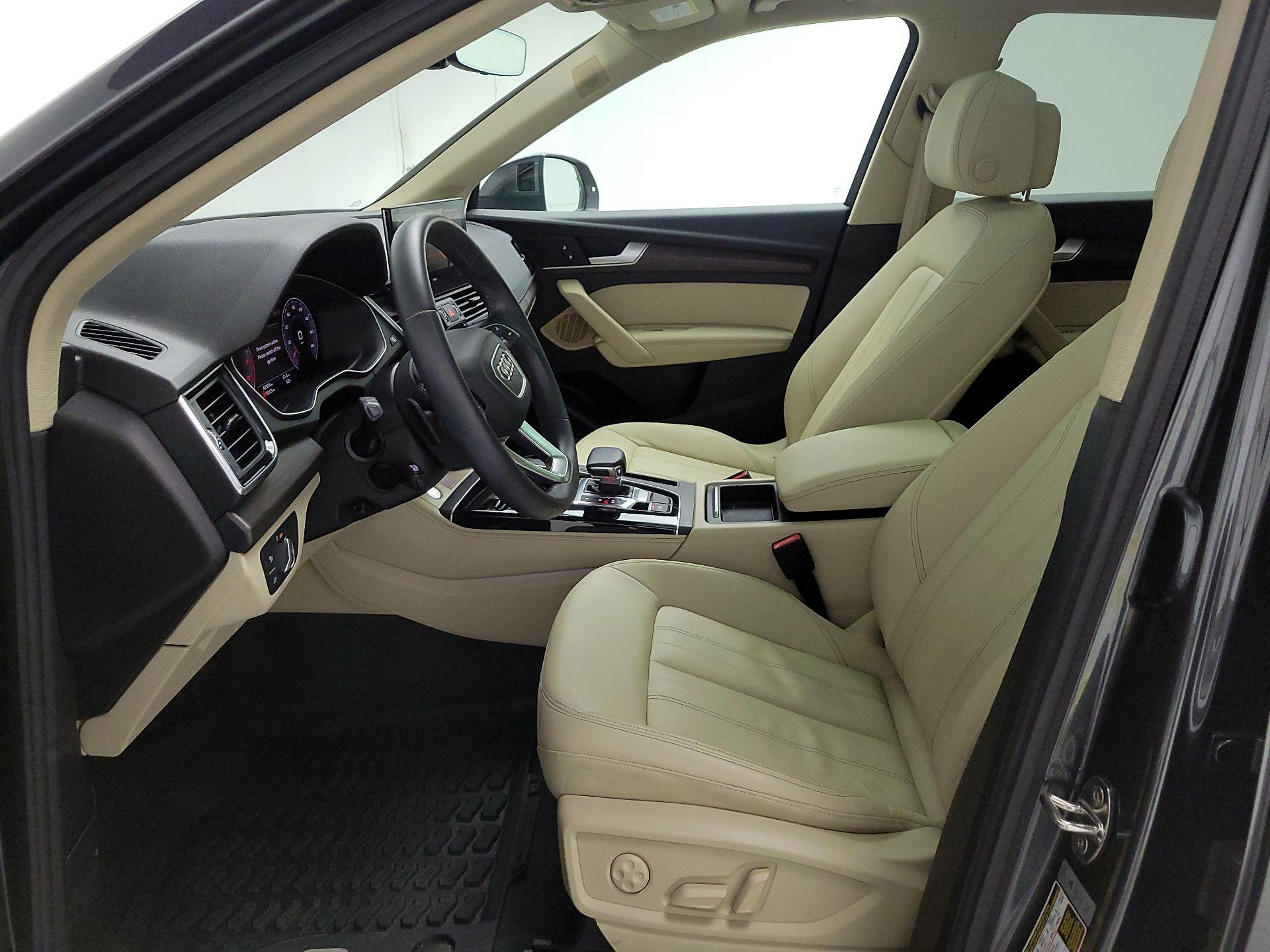 Thumbnail: 2022 Audi Q5 - 11