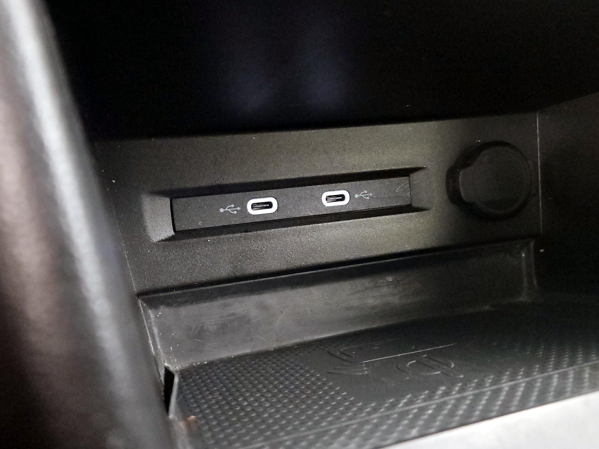 Thumbnail: 2022 Volkswagen Taos - 18