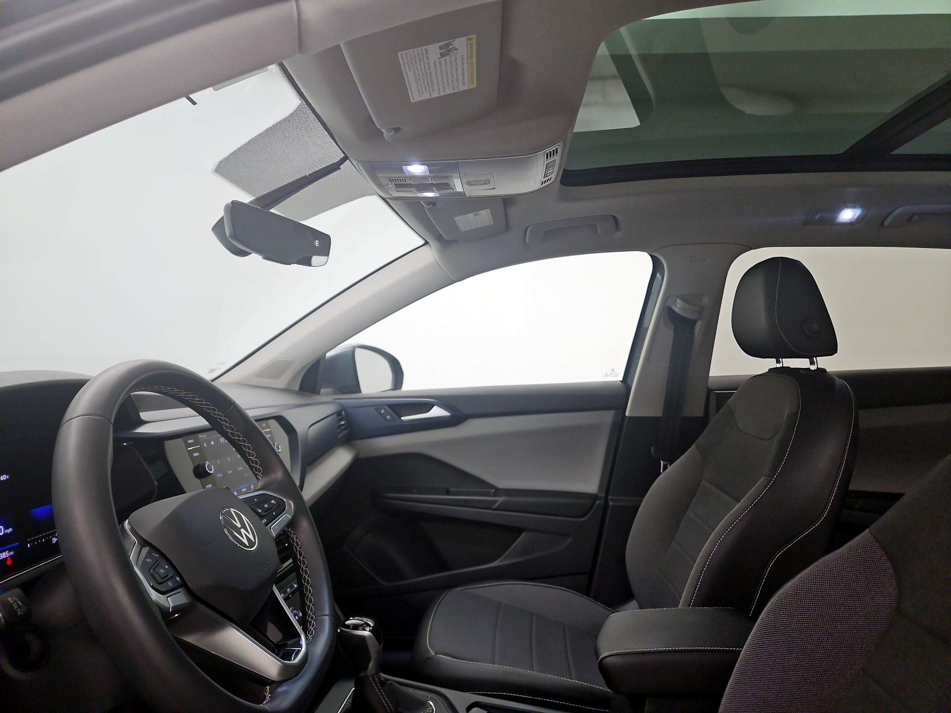 Thumbnail: 2022 Volkswagen Taos - 19