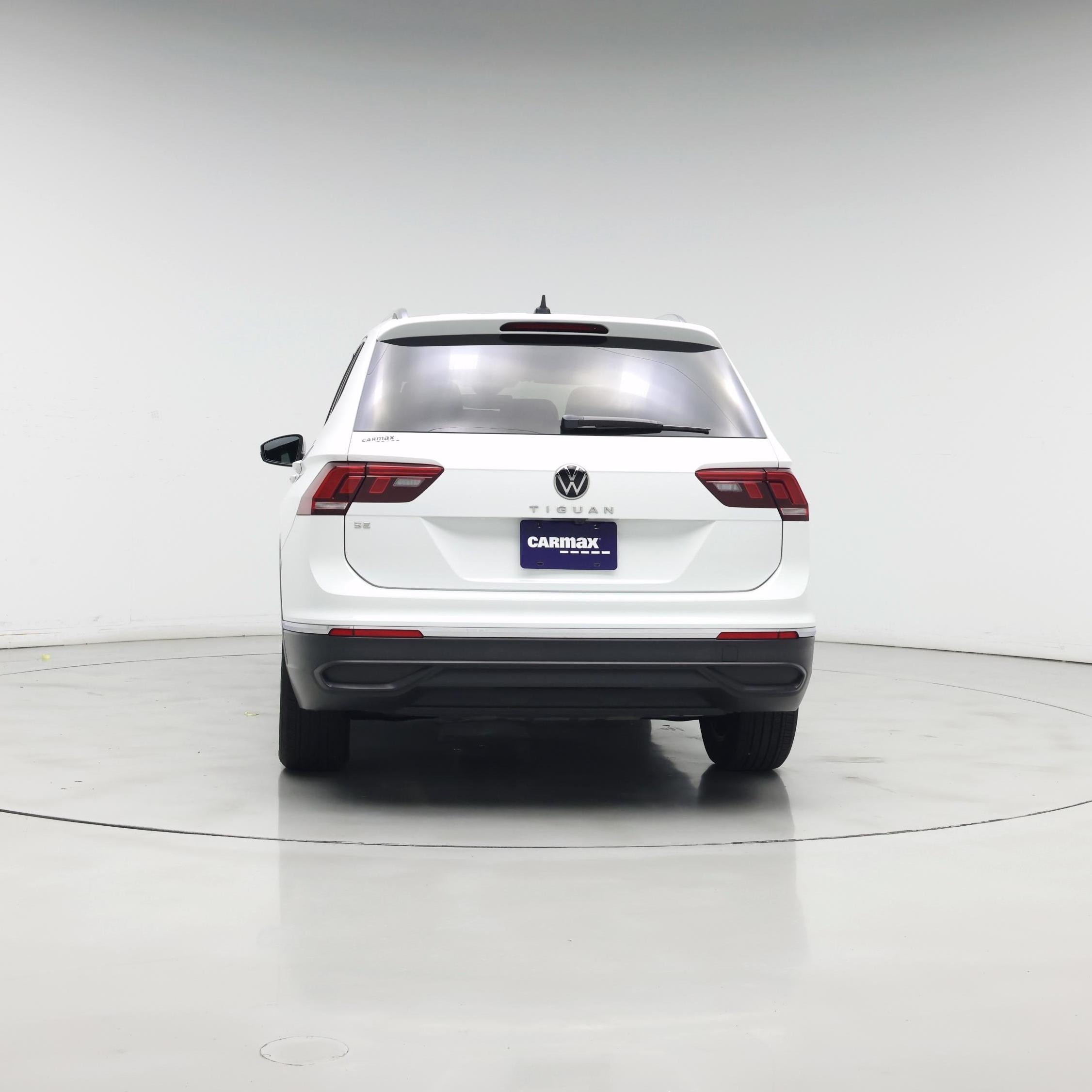 Thumbnail: 2022 Volkswagen Tiguan - 6