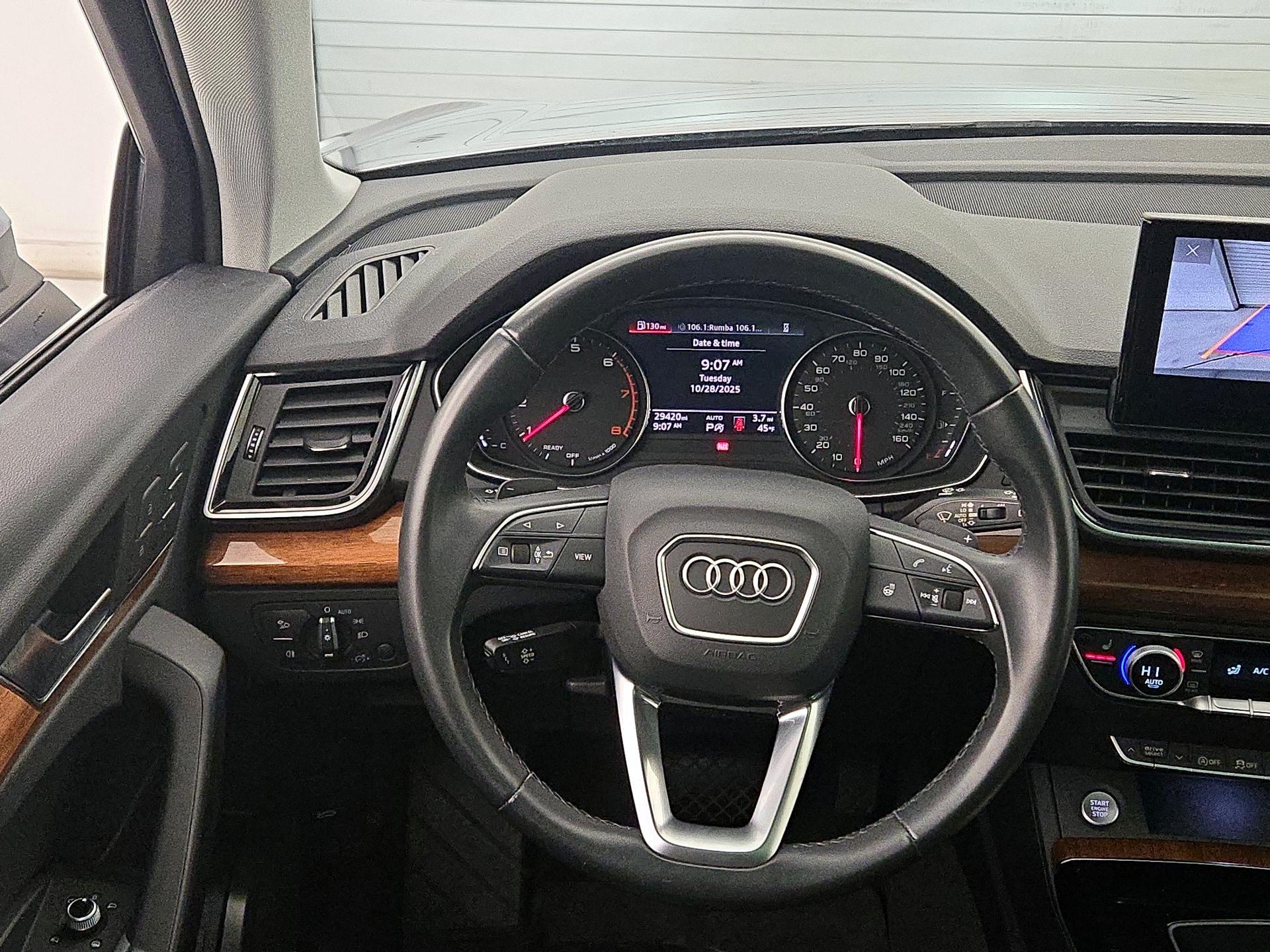 Thumbnail: 2022 Audi Q5 - 10