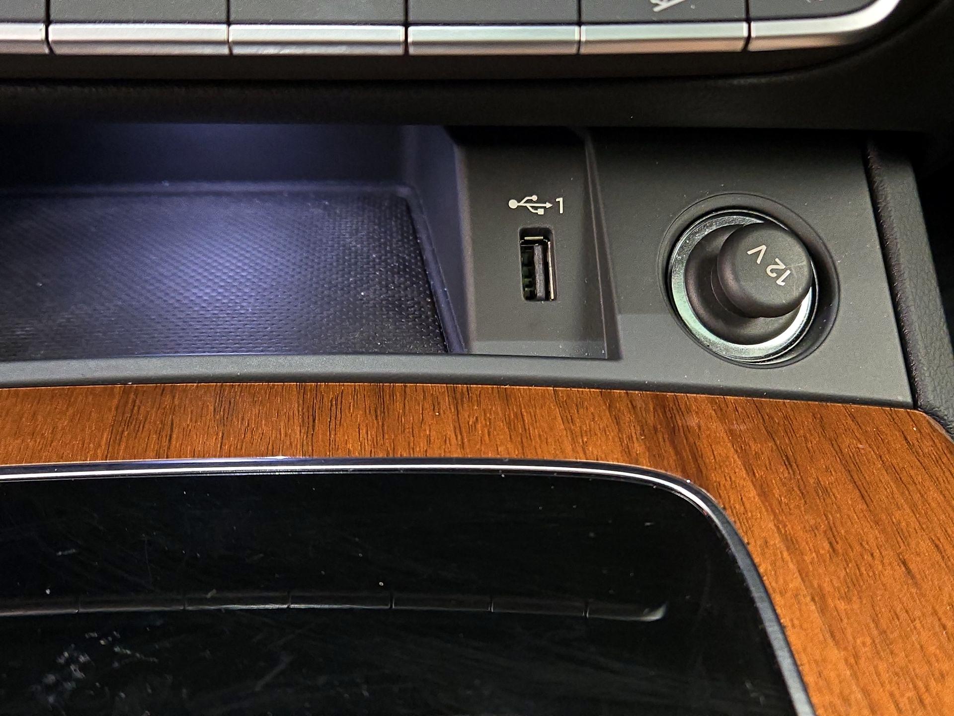 Thumbnail: 2022 Audi Q5 - 18