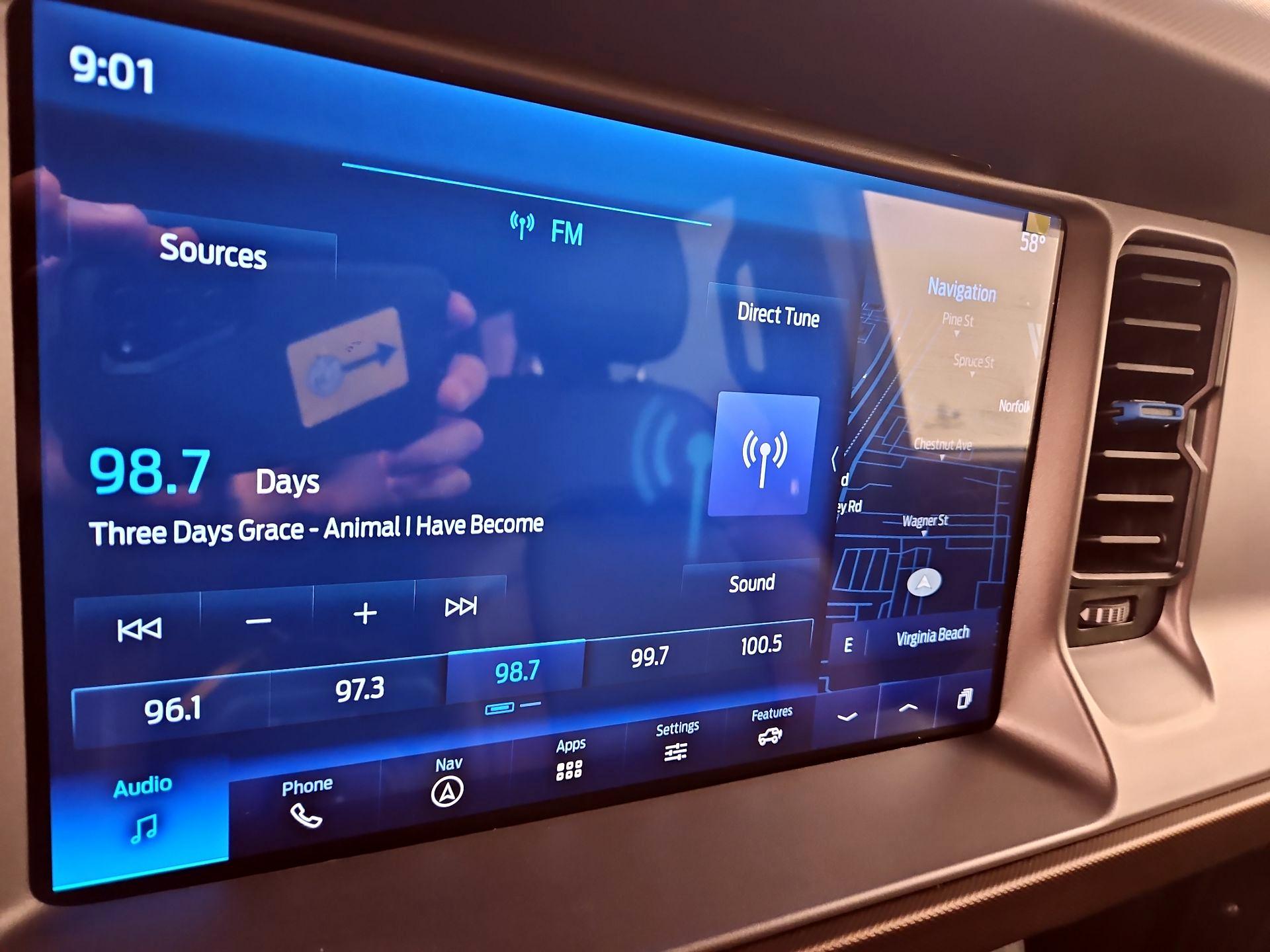 Thumbnail: 2023 Ford Bronco - 16