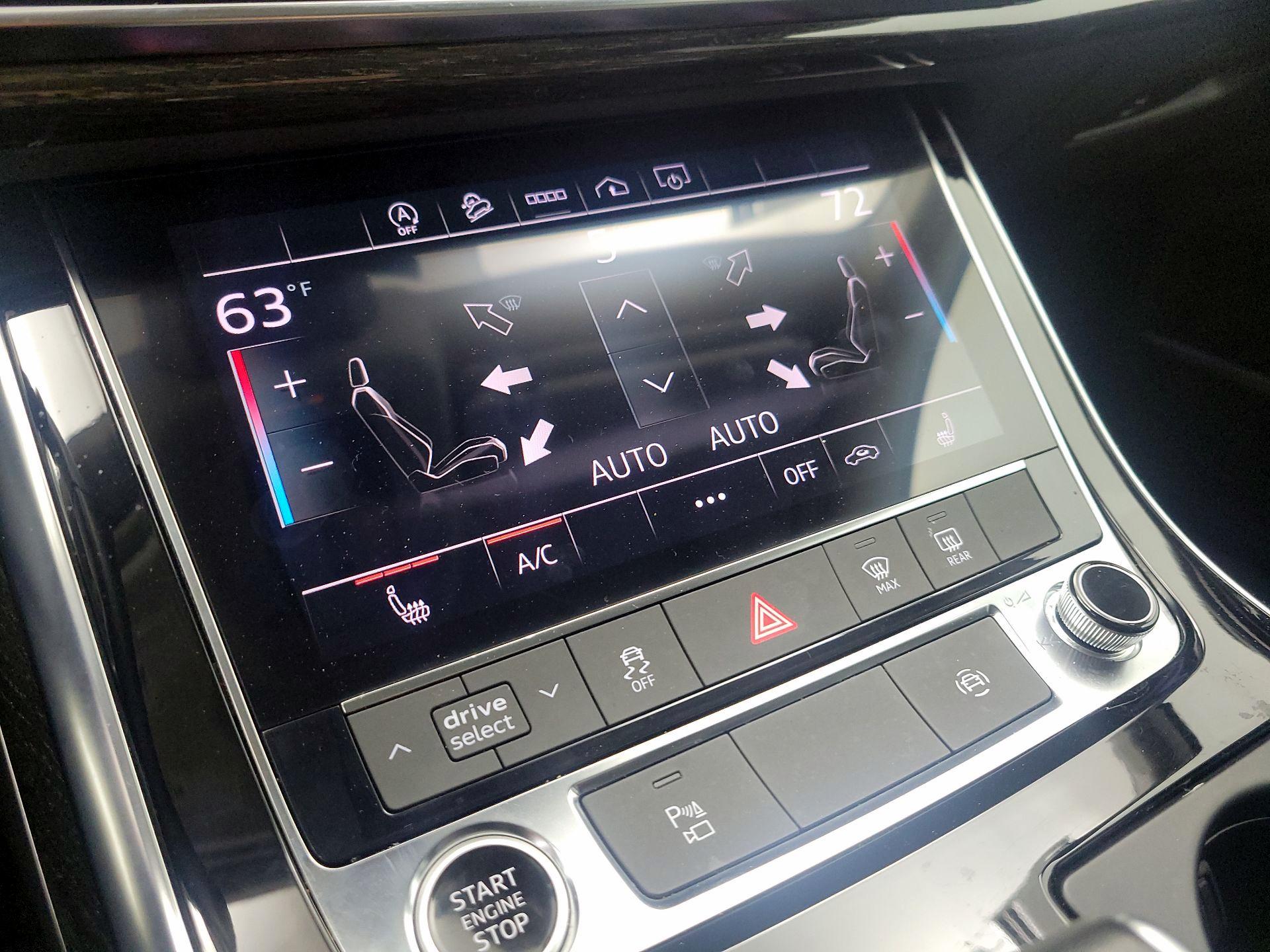 Thumbnail: 2022 Audi Q7 - 16