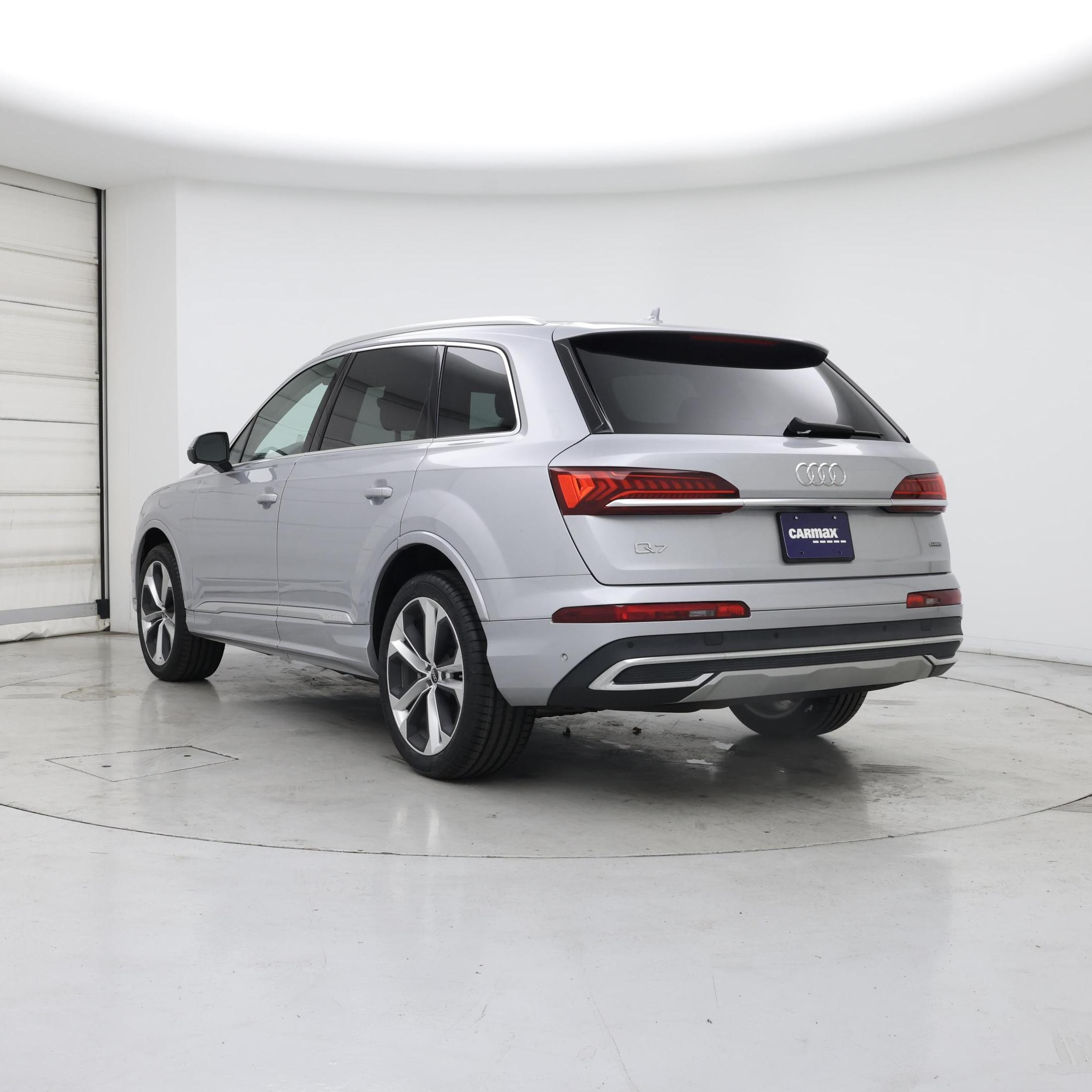 Thumbnail: 2022 Audi Q7 - 2