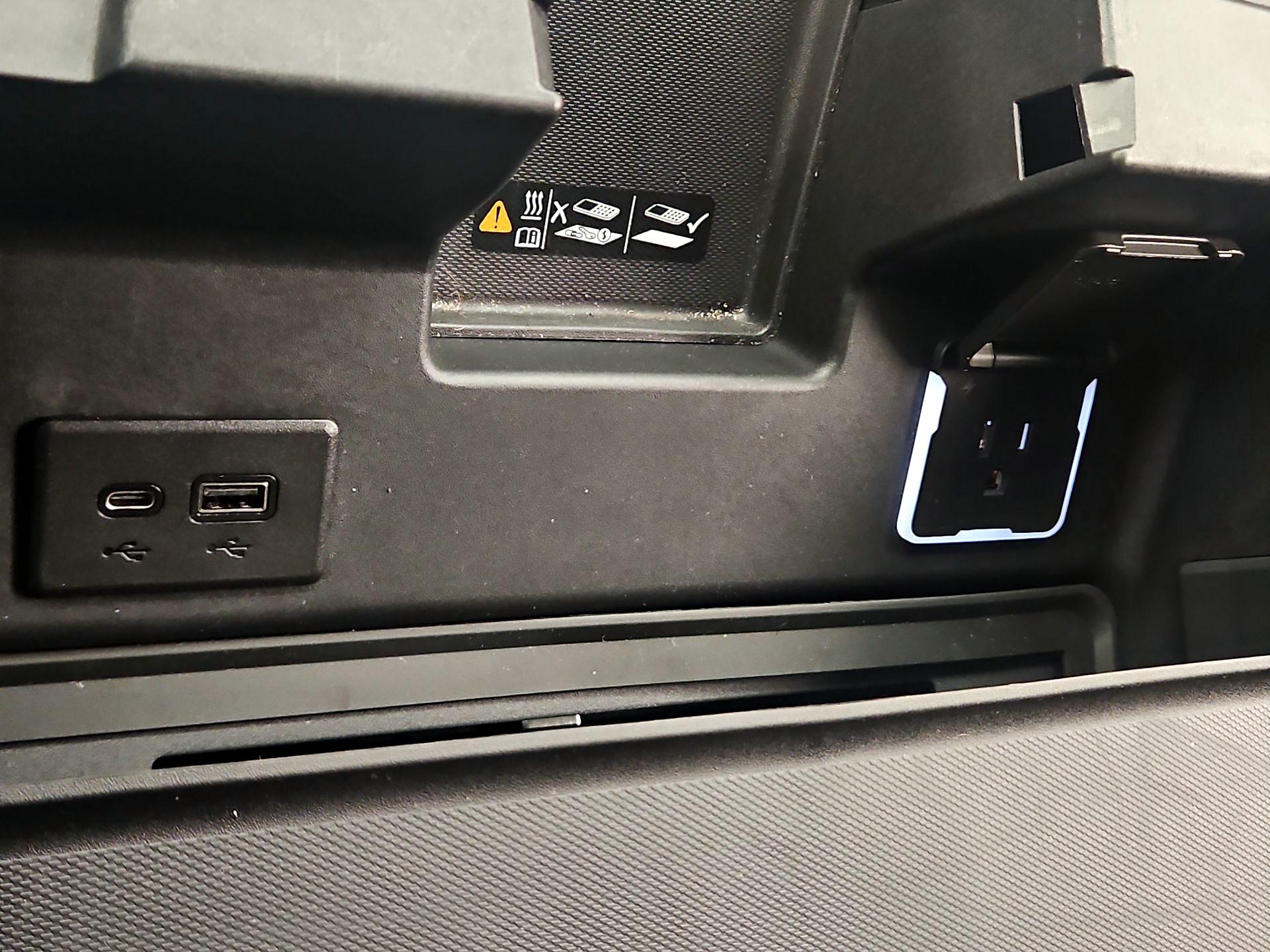 Thumbnail: 2022 GMC Sierra 1500 - 18