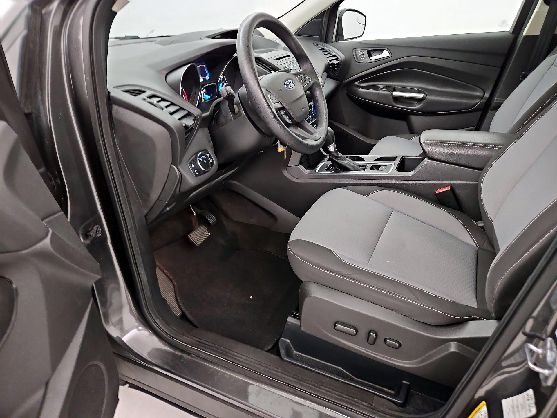 Thumbnail: 2017 Ford Escape - 11