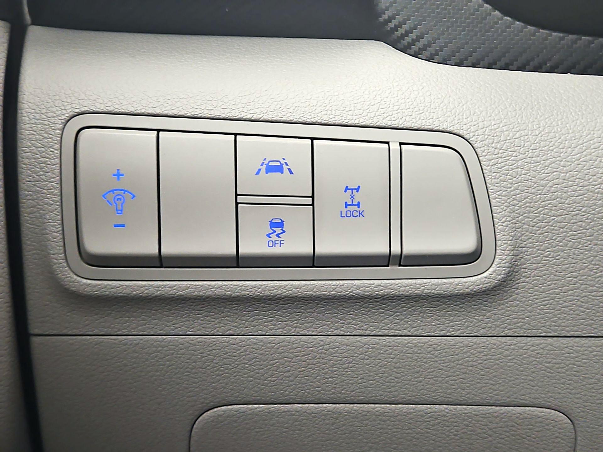 Thumbnail: 2019 Hyundai Tucson - 13