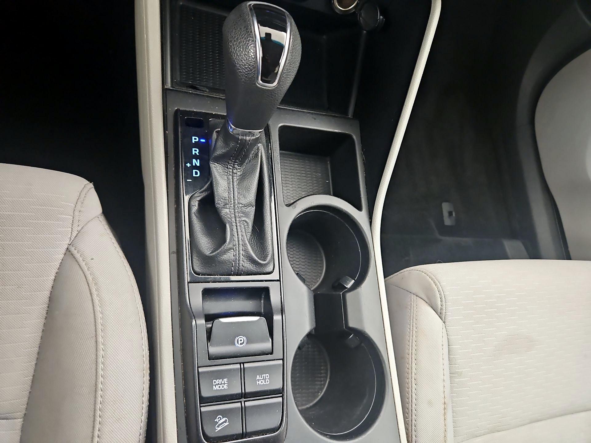 Thumbnail: 2019 Hyundai Tucson - 17