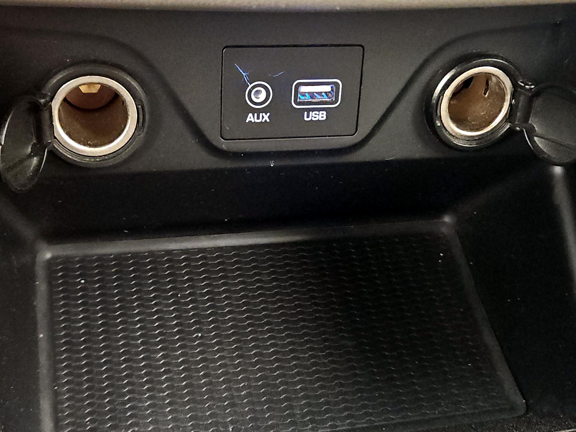 Thumbnail: 2019 Hyundai Tucson - 18