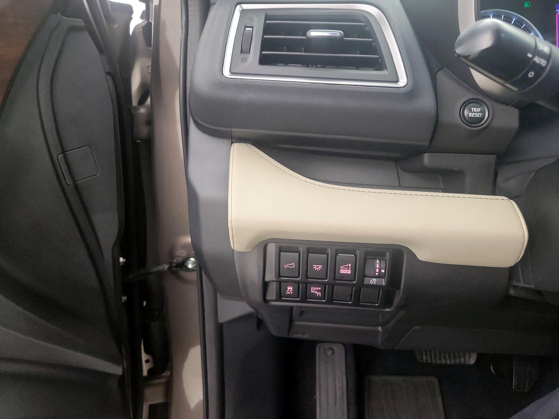 Thumbnail: 2022 Subaru Ascent - 13