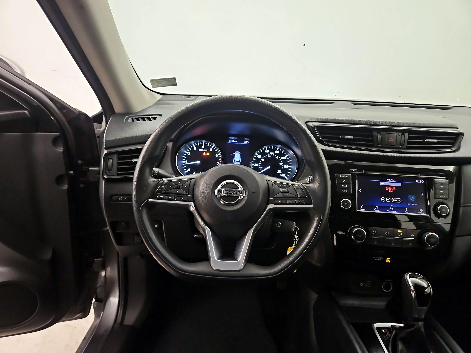 Thumbnail: 2018 Nissan Rogue - 10