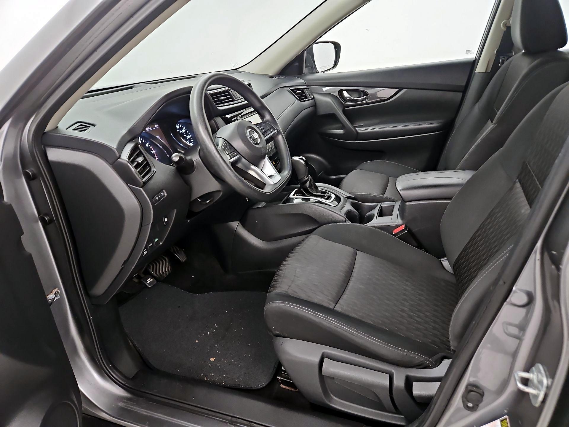 Thumbnail: 2018 Nissan Rogue - 11