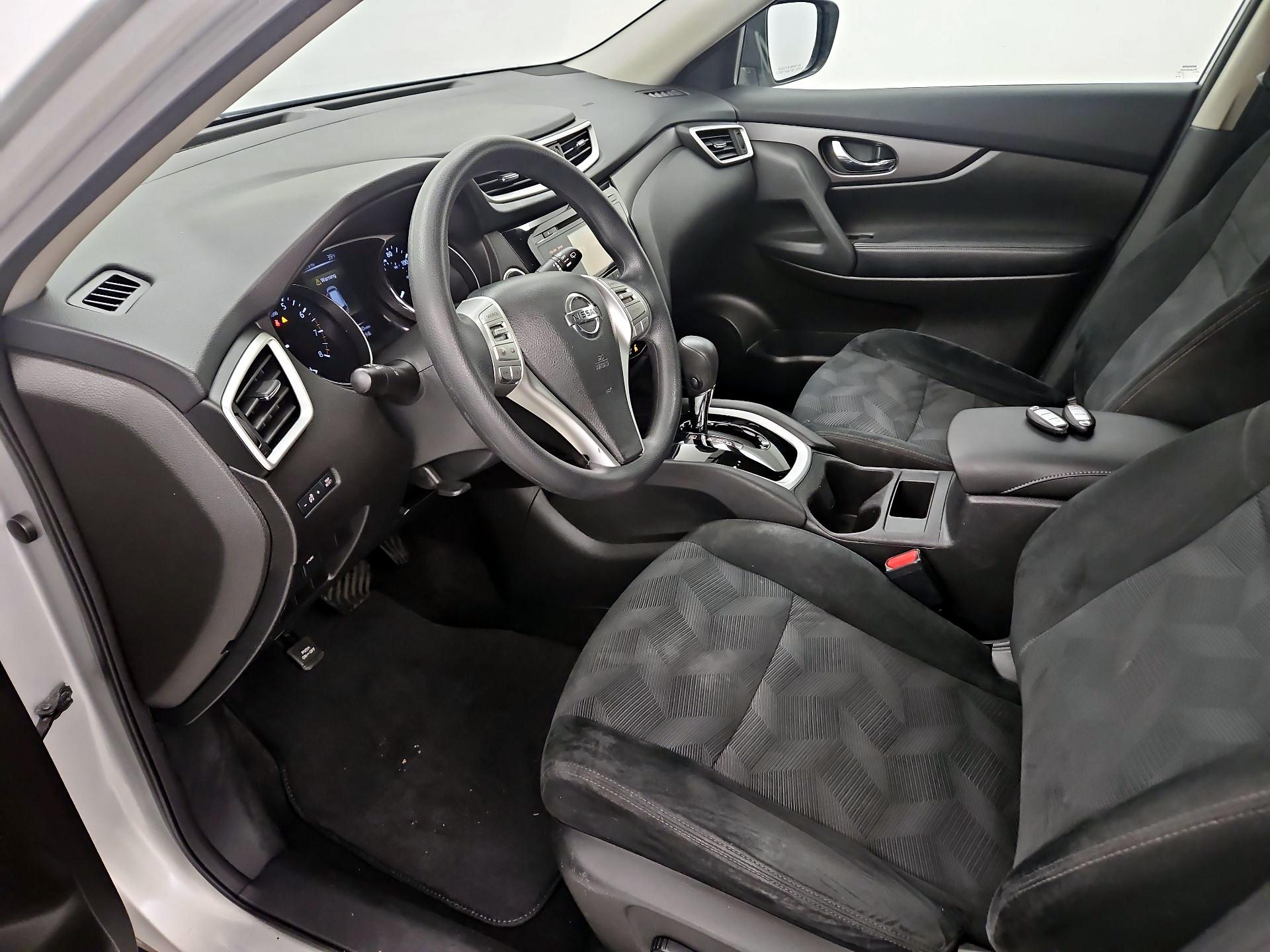 Thumbnail: 2016 Nissan Rogue - 11