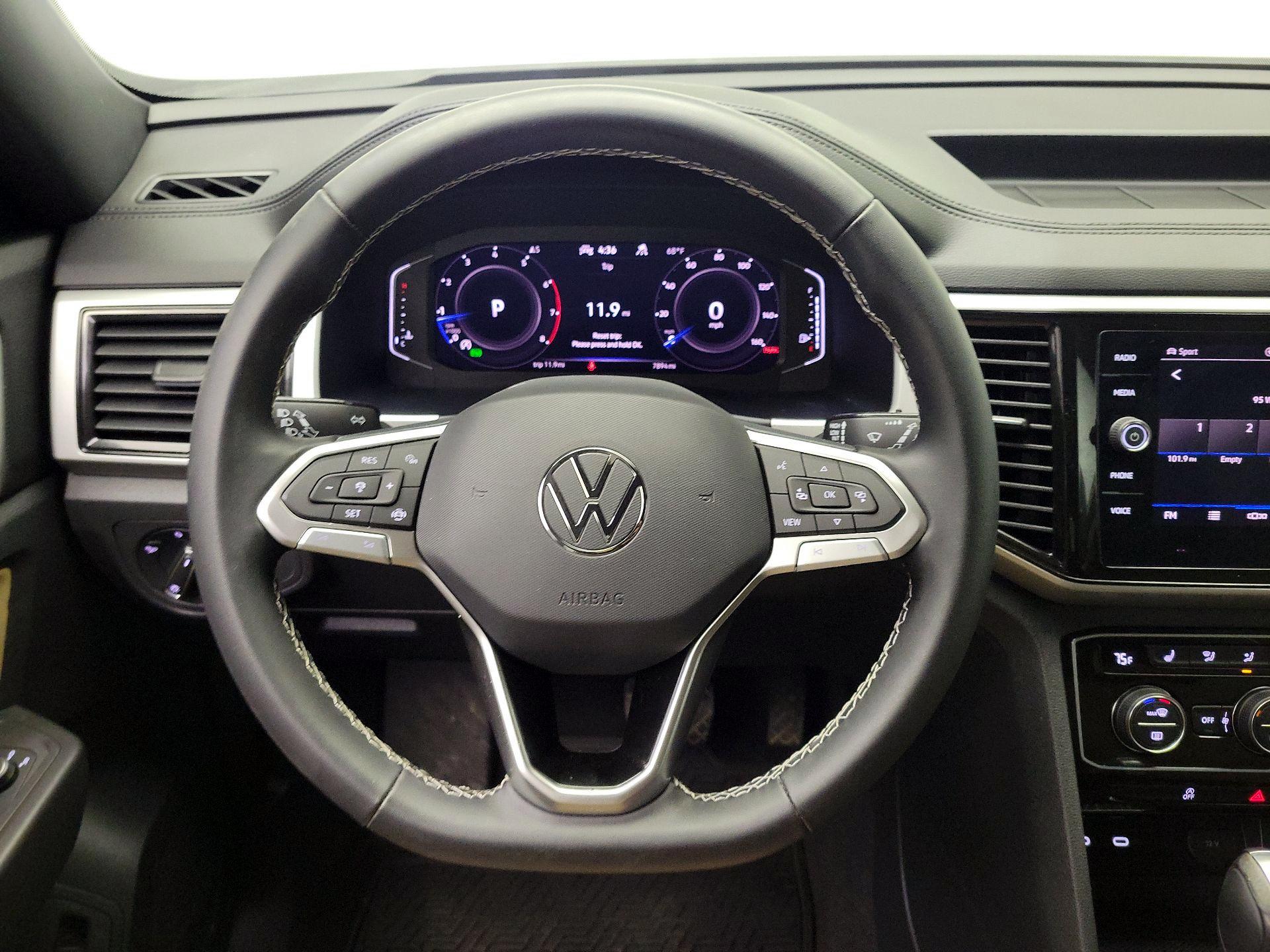 Thumbnail: 2023 Volkswagen Atlas - 10