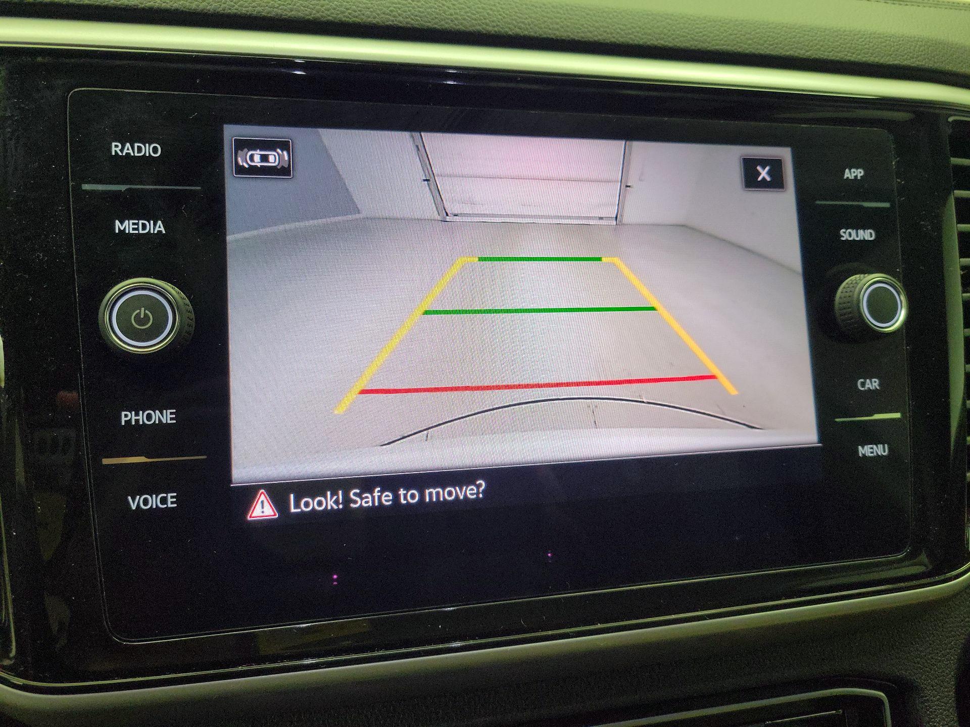 Thumbnail: 2023 Volkswagen Atlas - 13