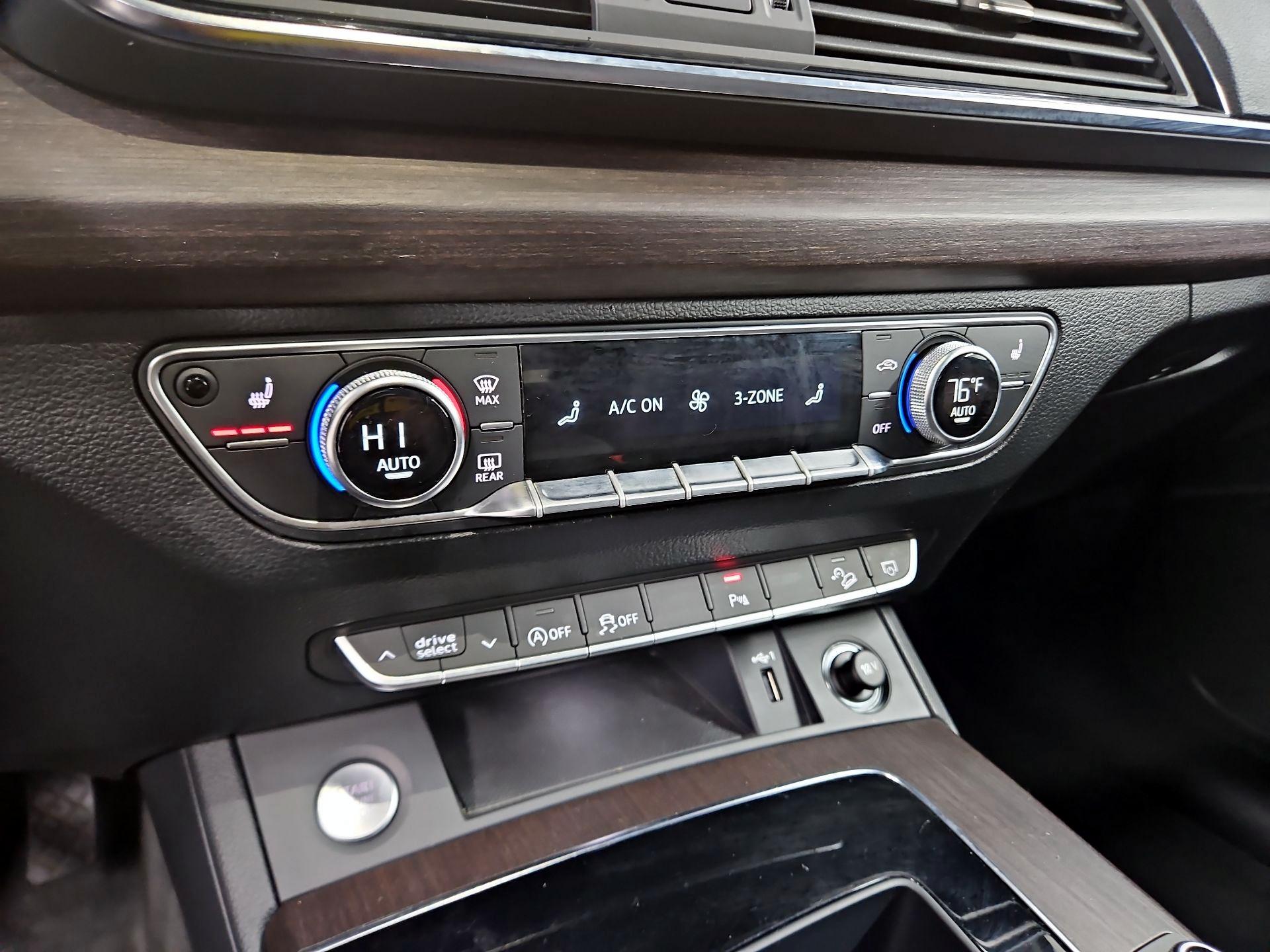 Thumbnail: 2022 Audi Q5 - 16