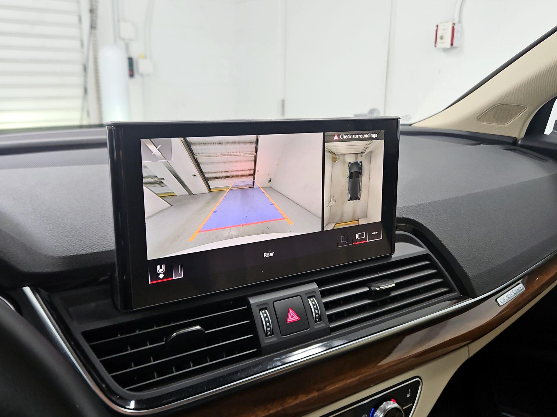 Thumbnail: 2022 Audi Q5 - 15