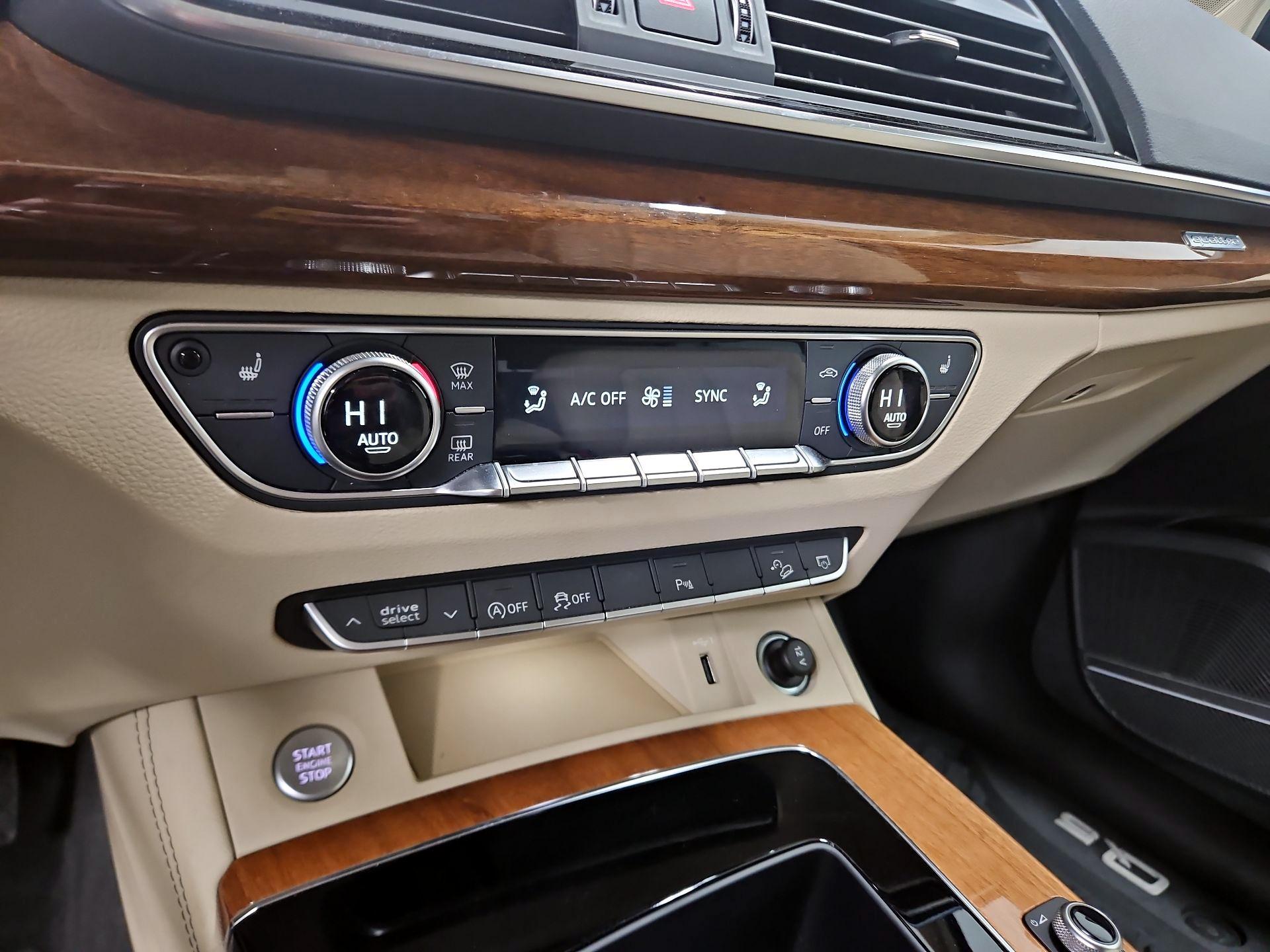 Thumbnail: 2022 Audi Q5 - 17