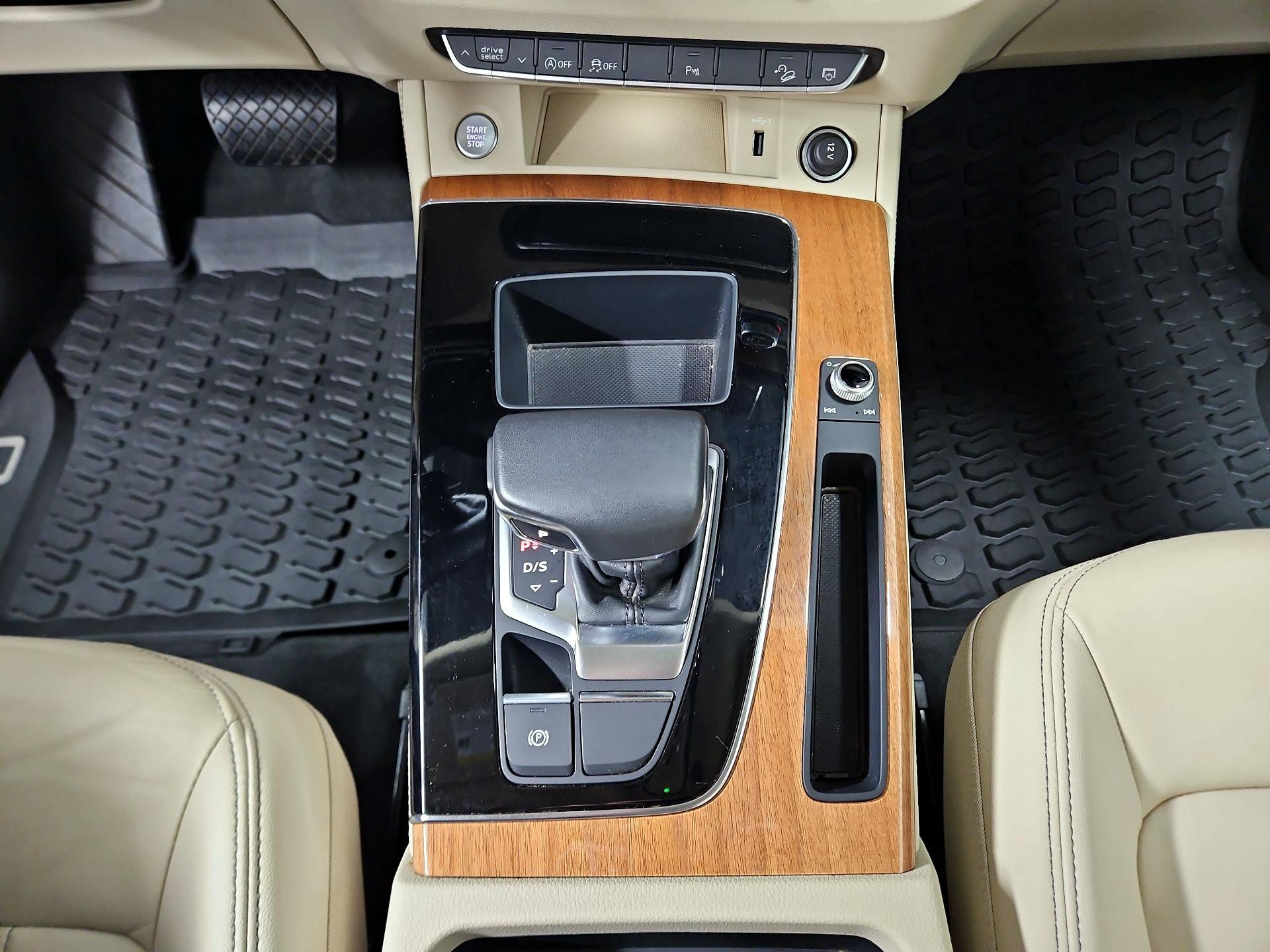 Thumbnail: 2022 Audi Q5 - 18