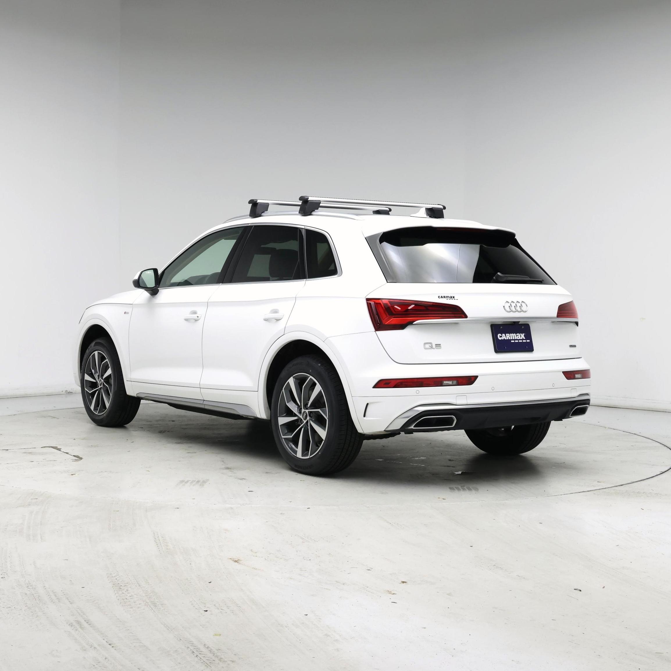 Thumbnail: 2022 Audi Q5 - 2