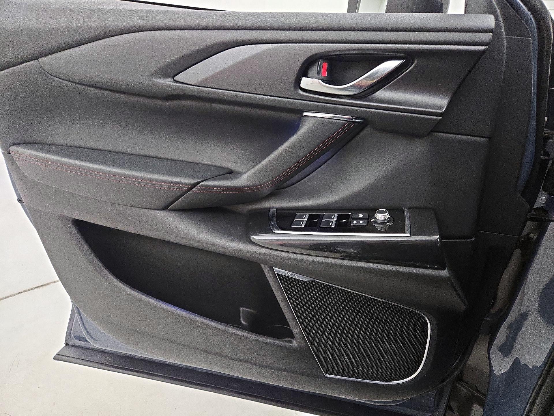 Thumbnail: 2022 Mazda CX-9 - 12