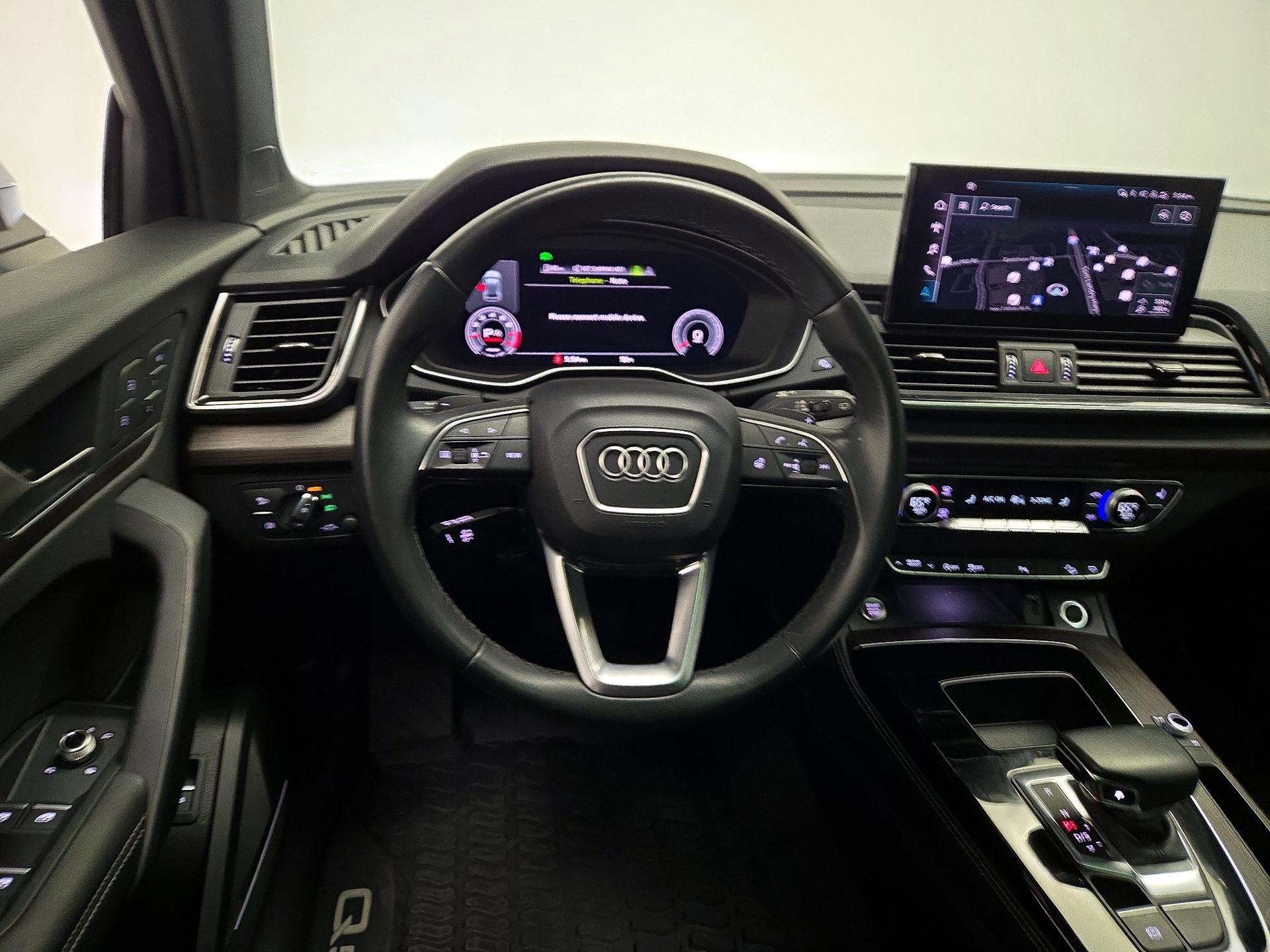 Thumbnail: 2022 Audi Q5 - 10