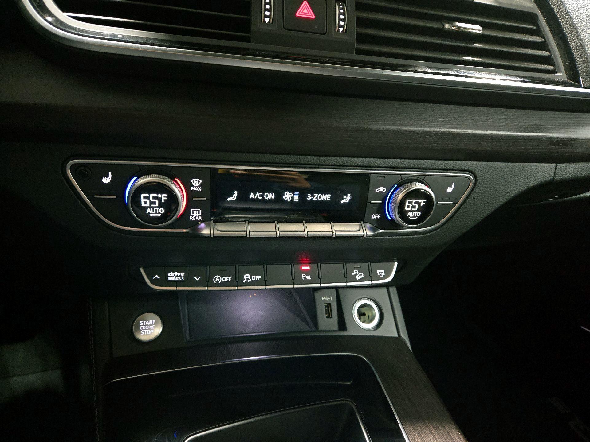 Thumbnail: 2022 Audi Q5 - 16