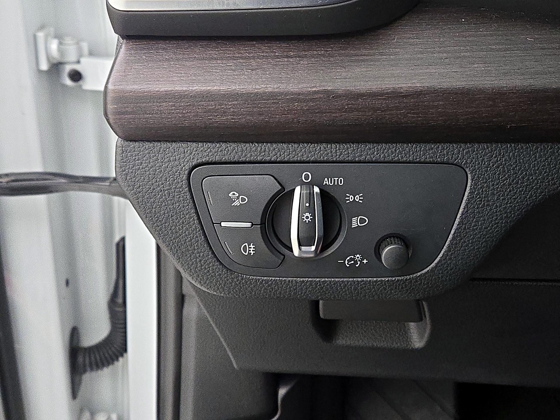 Thumbnail: 2022 Audi Q5 - 13