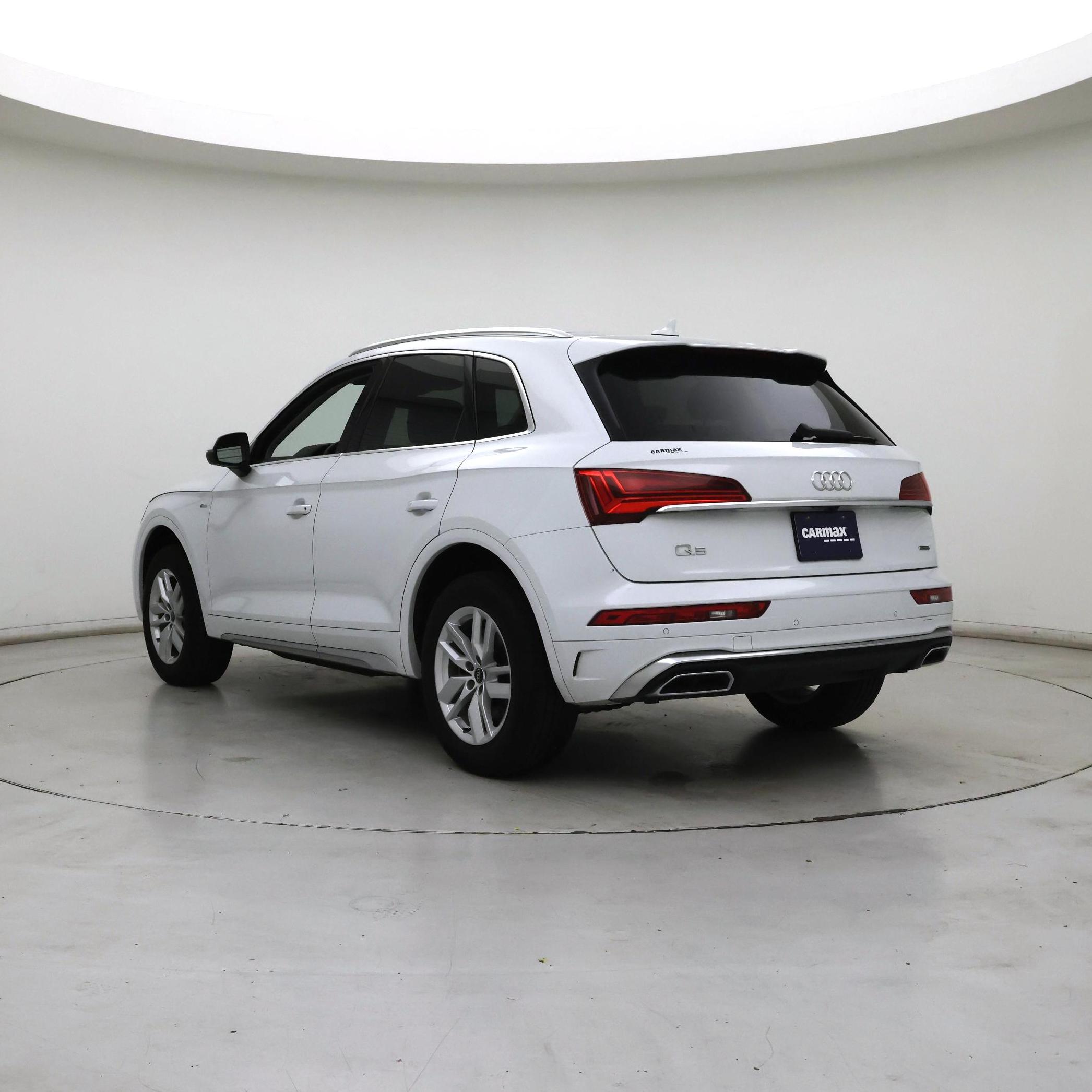 Thumbnail: 2022 Audi Q5 - 2