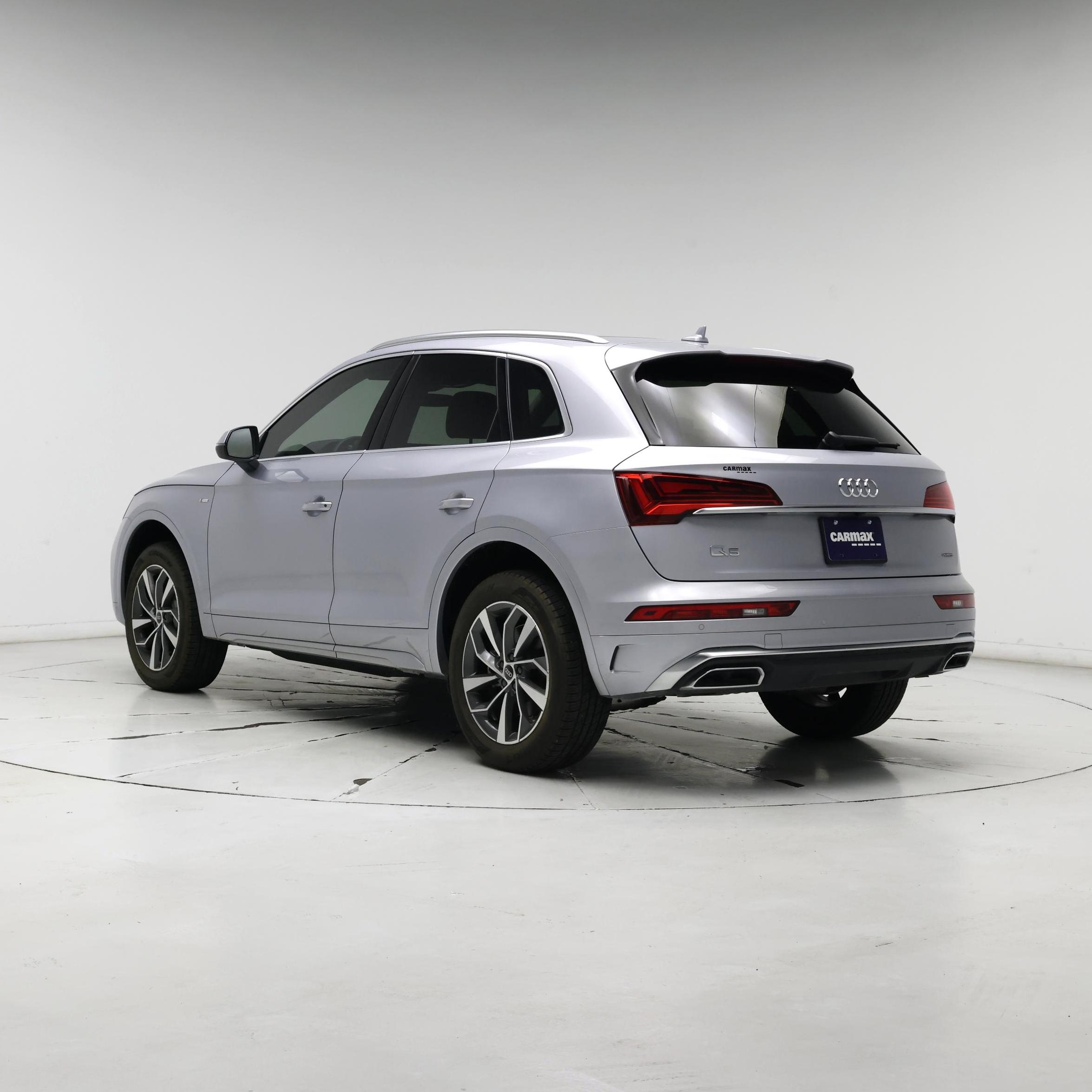 Thumbnail: 2023 Audi Q5 - 2