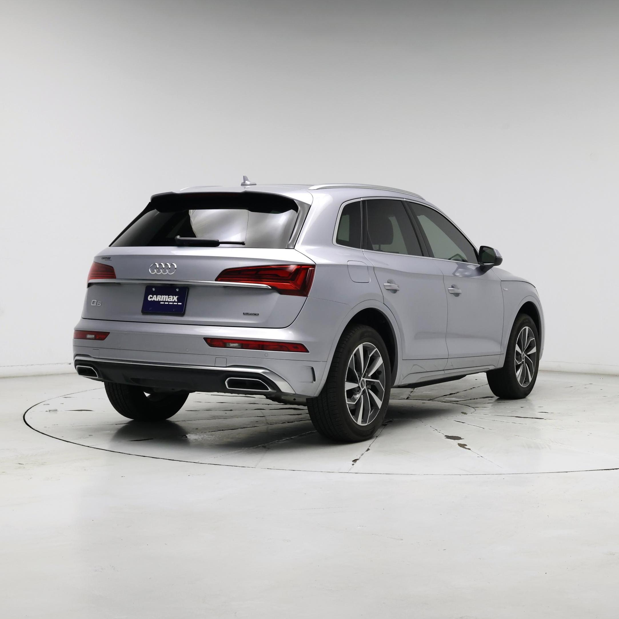 Thumbnail: 2023 Audi Q5 - 8