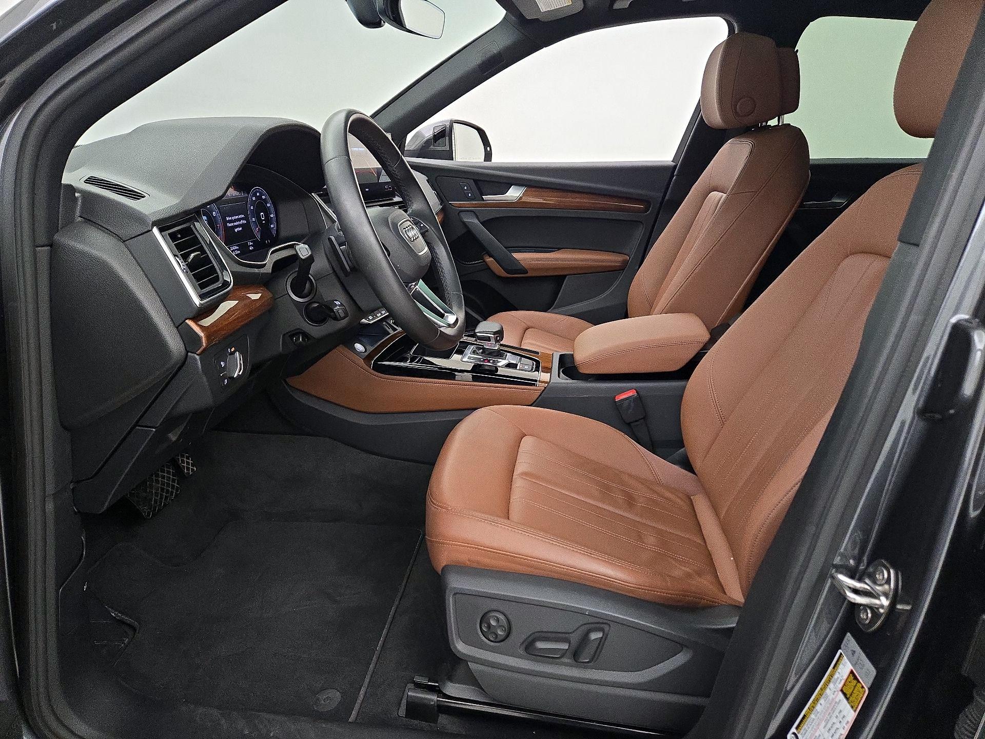 Thumbnail: 2023 Audi Q5 - 11