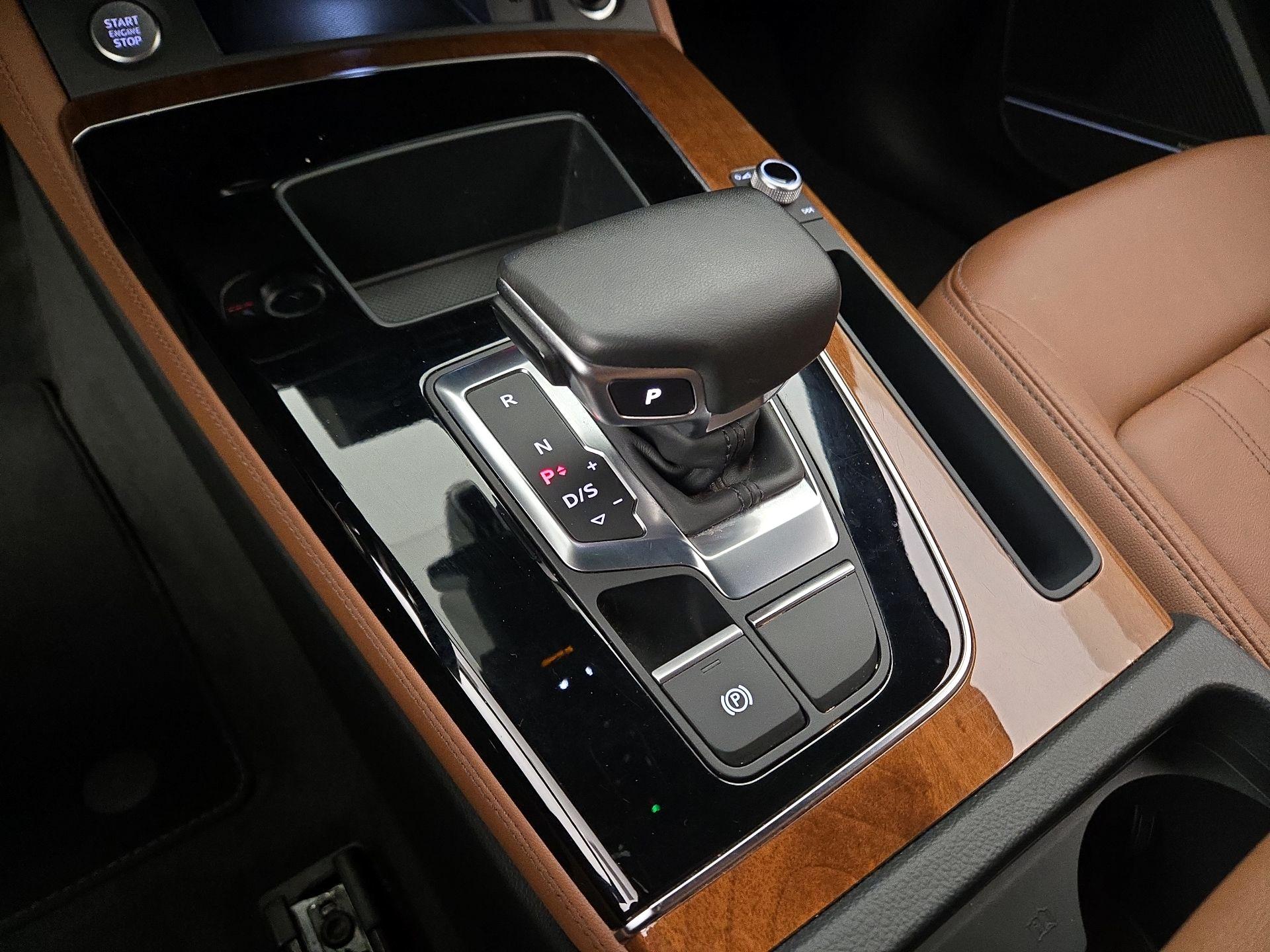 Thumbnail: 2023 Audi Q5 - 17